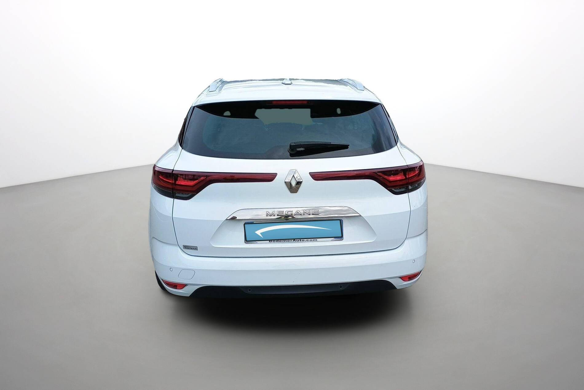 Vente en ligne Renault Megane 4 Estate  Blue dCi 115 EDC au prix de 18 900 €