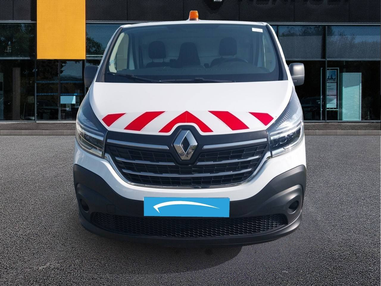 Vente en ligne Renault Trafic 3 Fourgon TRAFIC FGN L2H1 1300 KG DCI 120 au prix de 20 490 €