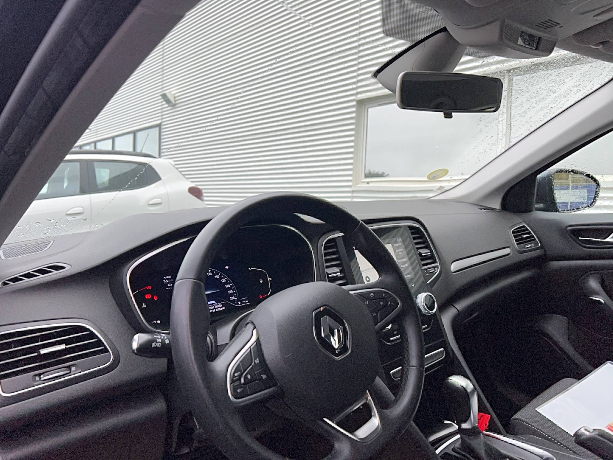 Vente en ligne Renault Megane 4  Blue dCi 115 EDC au prix de 14 590 €