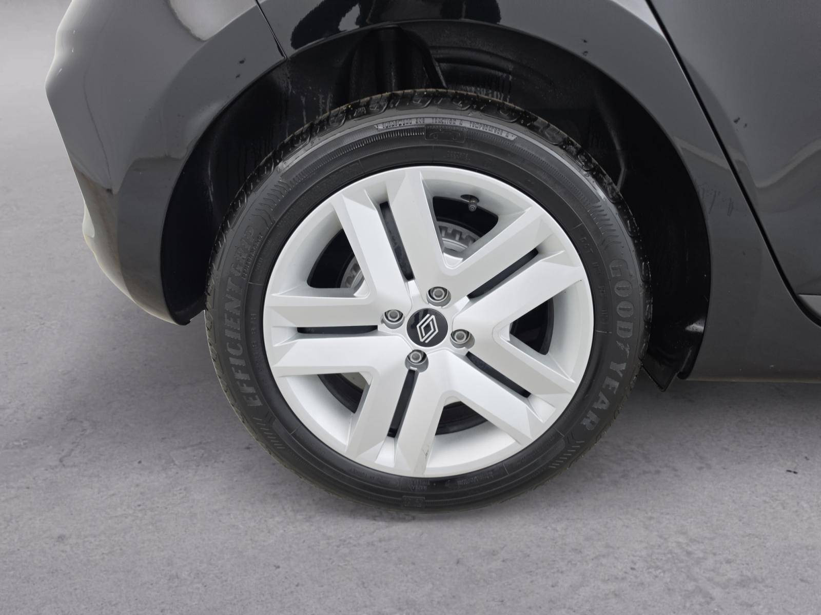Vente en ligne Renault Clio 5 Clio Blue dCi 100 ch GSR2 au prix de 18 490 €