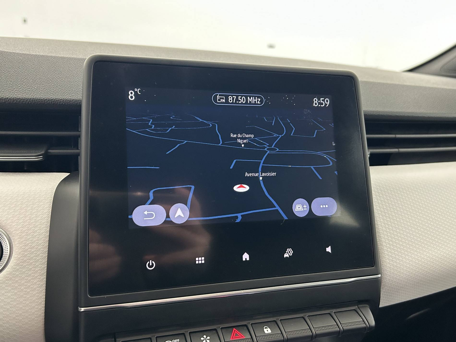 Vente en ligne Renault Clio 5 Clio TCe 90 - 21N au prix de 15 990 €