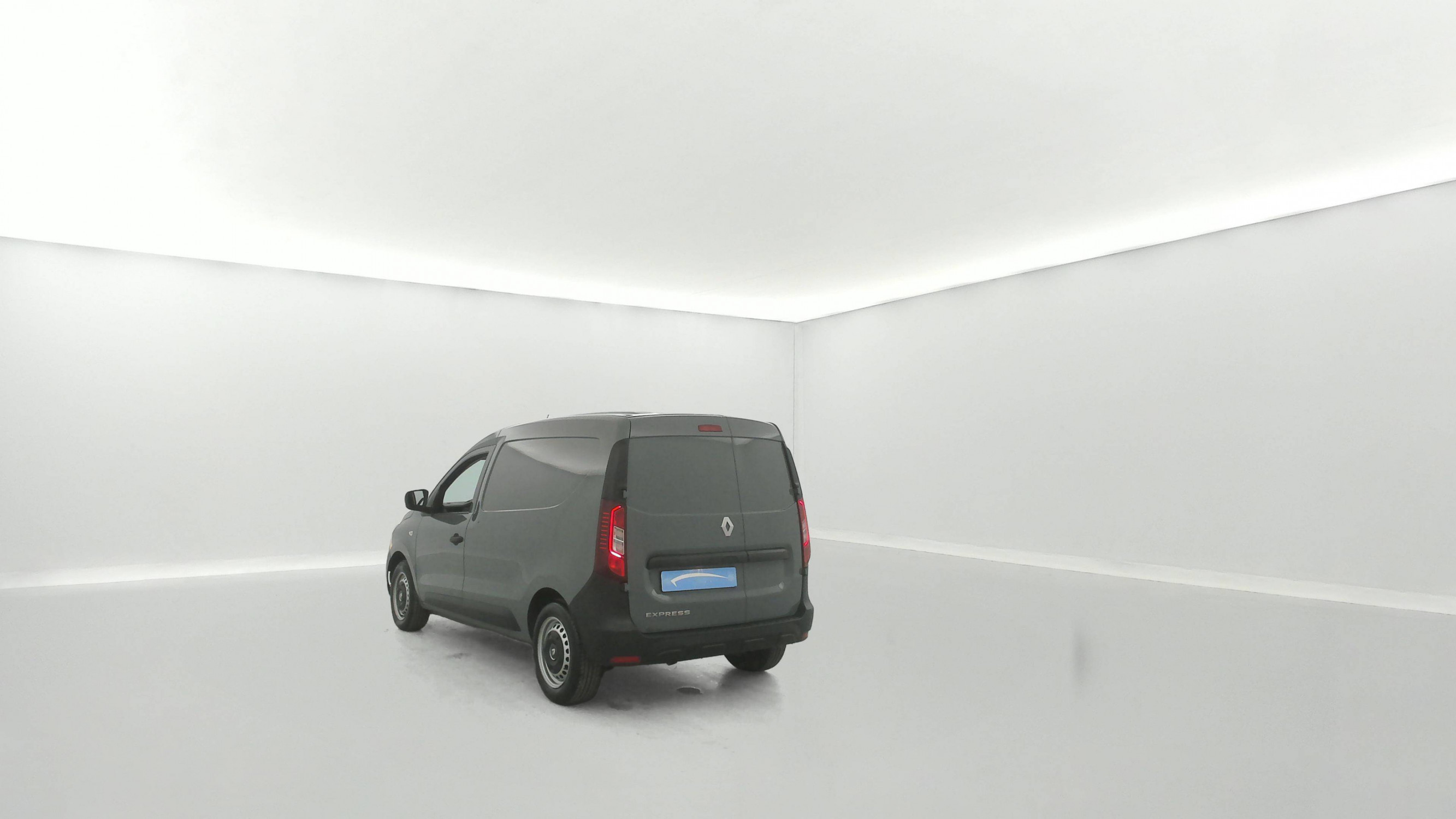 Vente en ligne Renault Express Van  BLUE DCI 95 - 22 au prix de 12 990 €