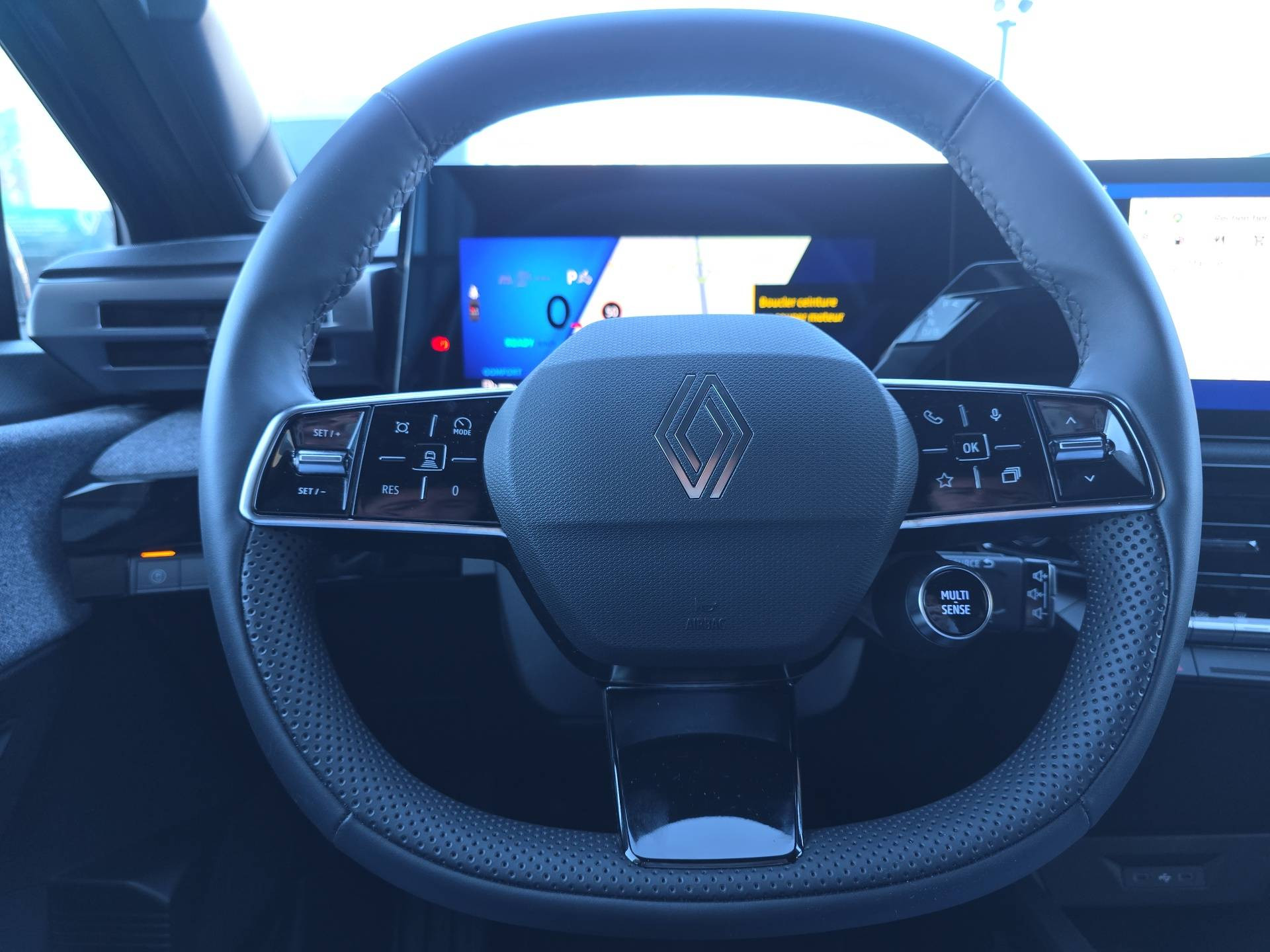 Vente en ligne Renault Clio 6 Clio E-Tech full hybrid 160 ch au prix de 25 900 €