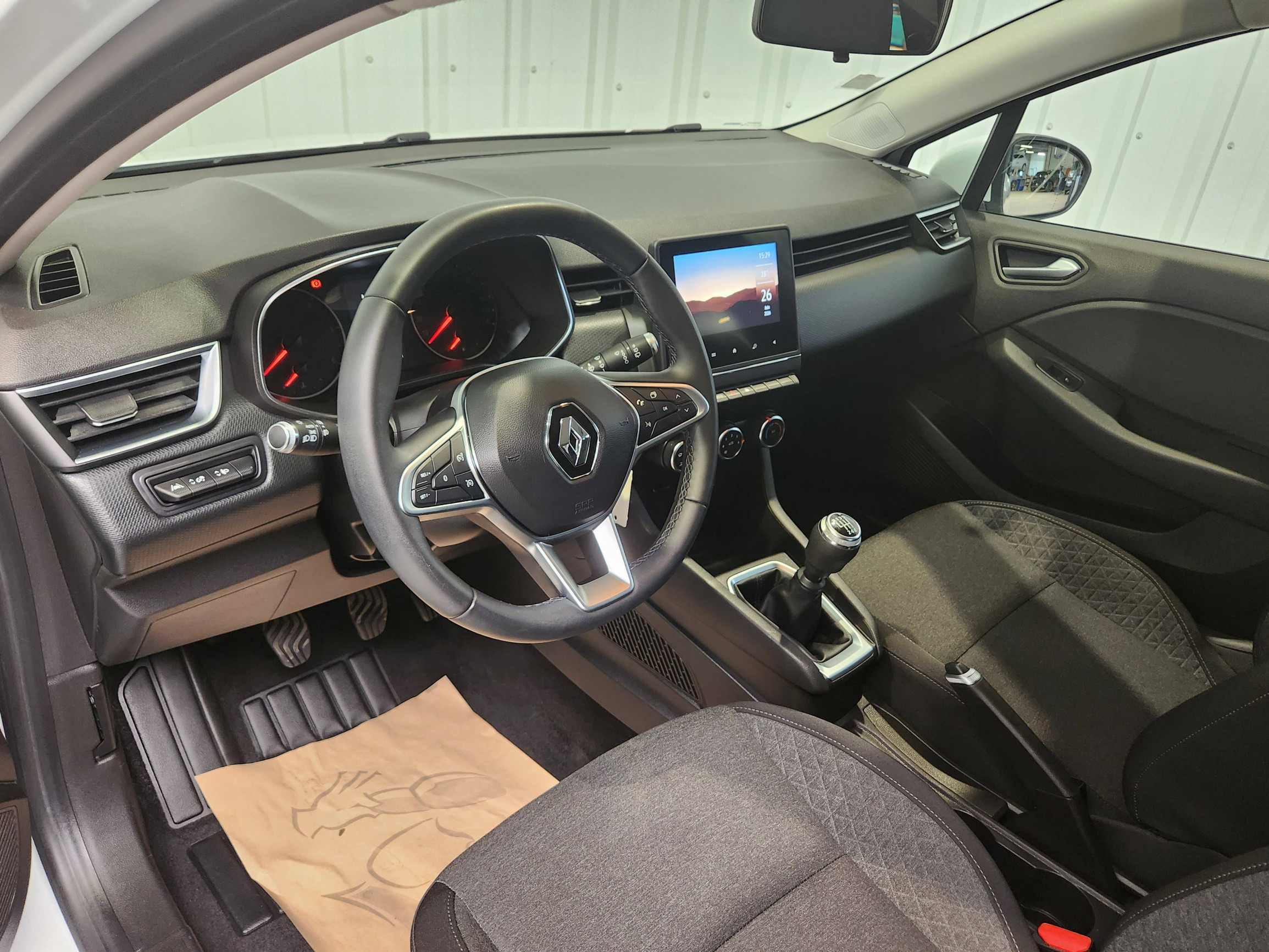 Vente en ligne Renault Clio 5 Clio Blue dCi 85 au prix de 14 390 €