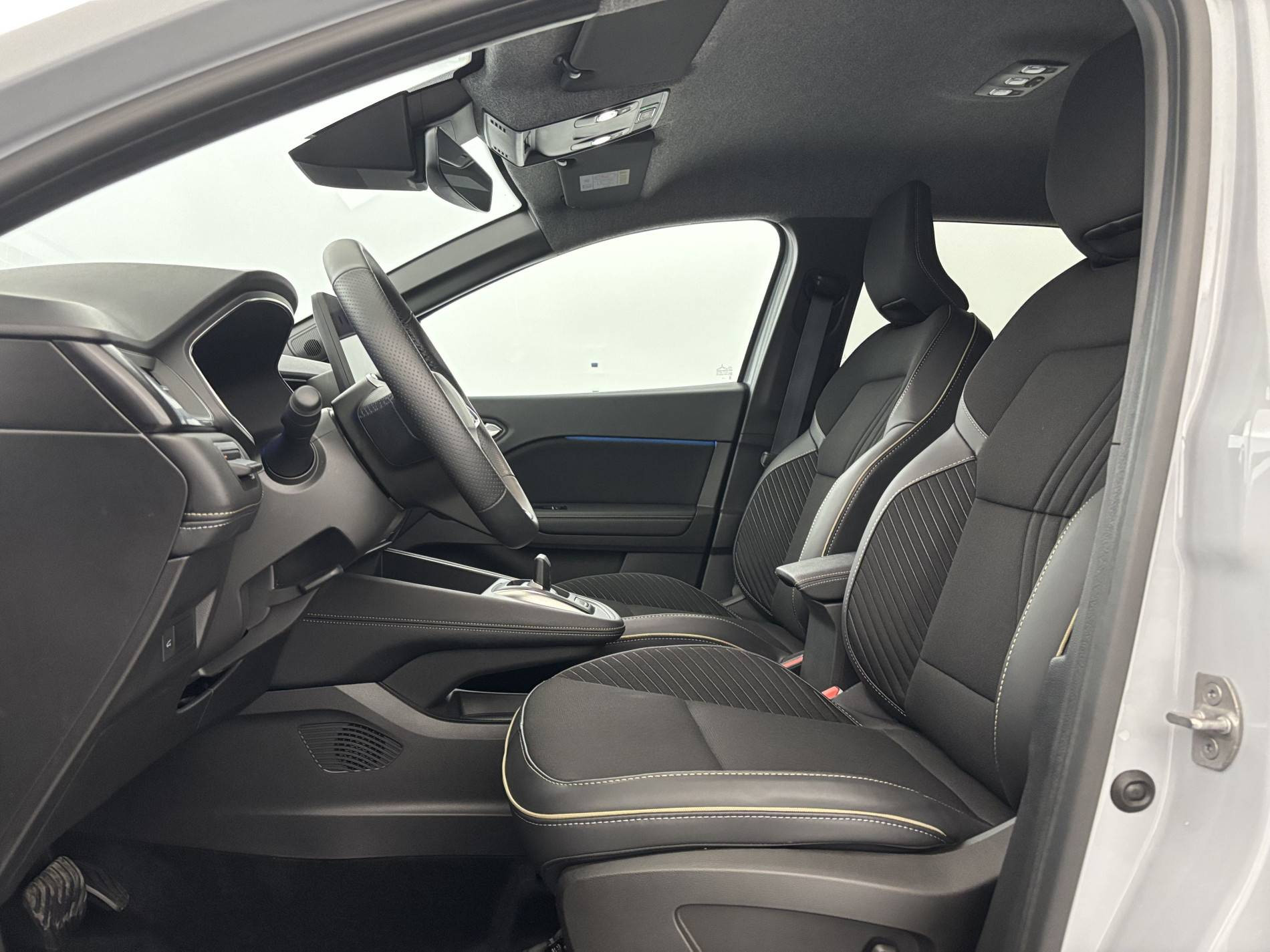Vente en ligne Renault Symbioz  E-Tech full hybrid 160 ch au prix de 31 990 €