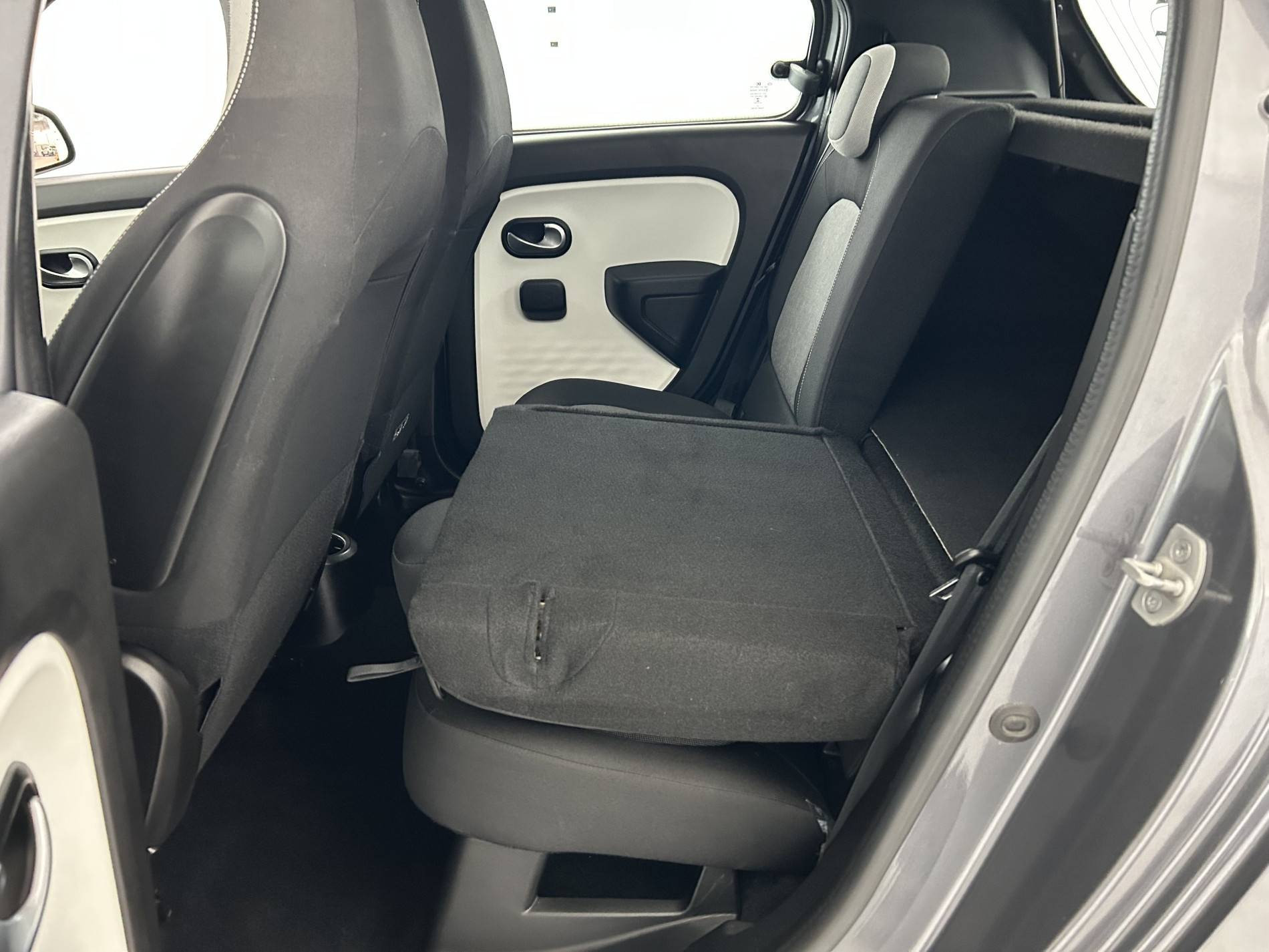 Vente en ligne Renault Twingo 3  SCe 75 - 20 au prix de 9 990 €