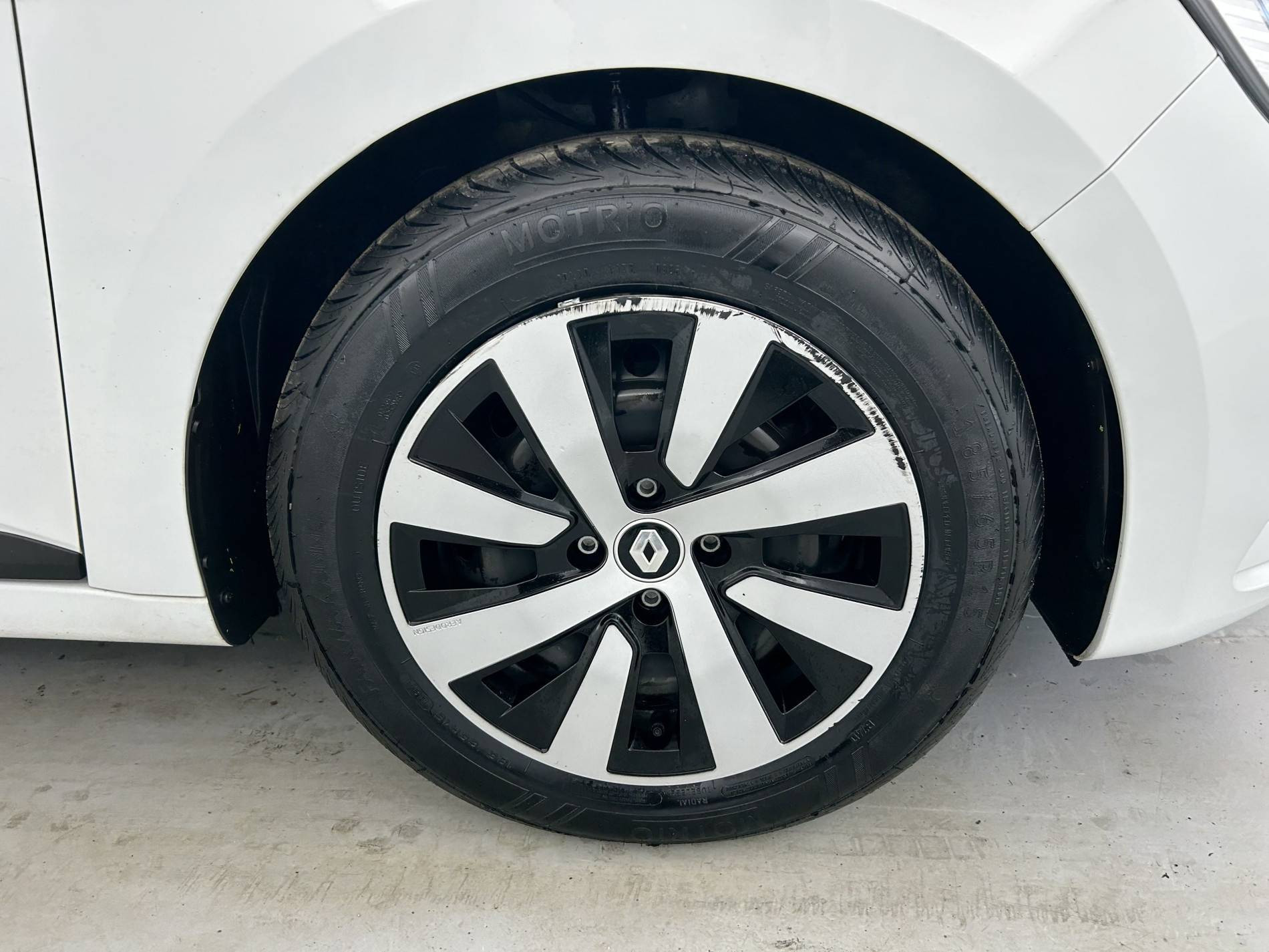 Vente en ligne Renault Clio 5 Clio TCe 90 au prix de 13 780 €