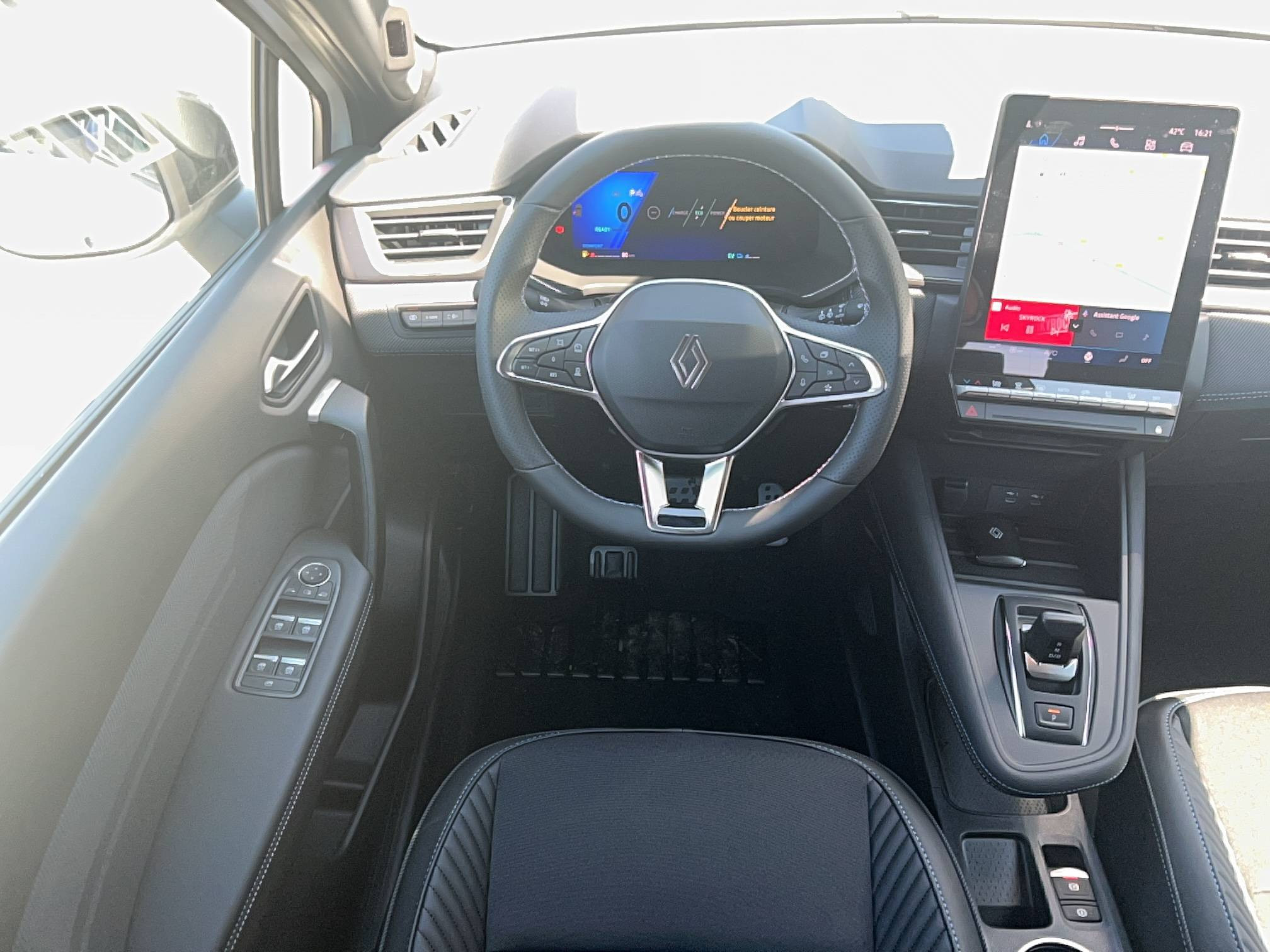 Vente en ligne Renault Symbioz  E-Tech full hybrid 160 ch au prix de 36 990 €