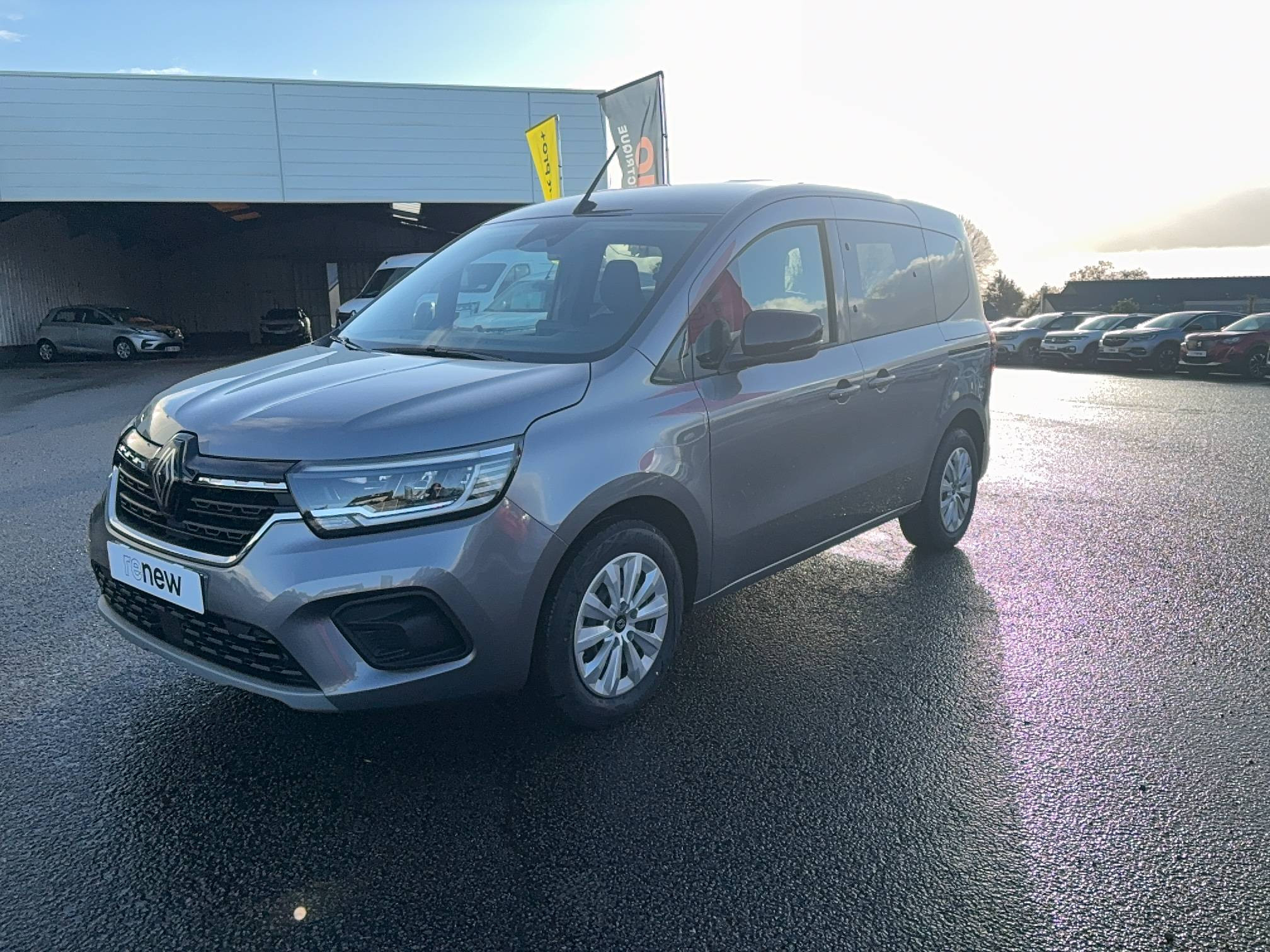 Renault Kangoo  Blue dCi 95 occasion de 2025 en vente à Carhaix