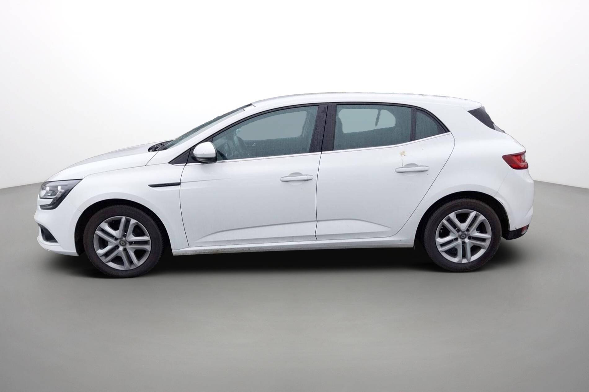 Vente en ligne Renault Megane 4 Mégane IV Berline Blue dCi 115 au prix de 14 490 €