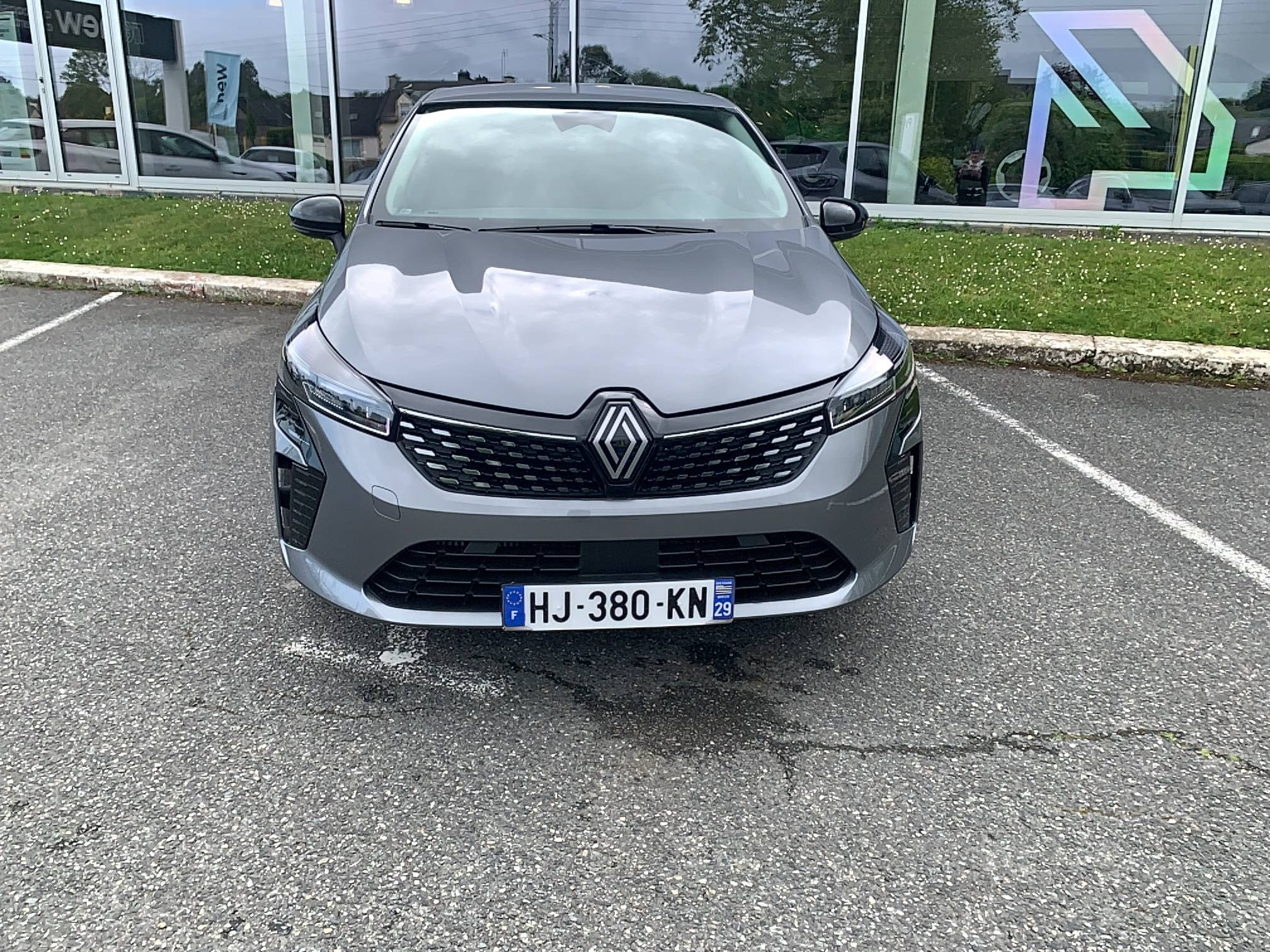 Vente en ligne Renault Clio 5 Clio TCe 90 ch au prix de 18 390 €
