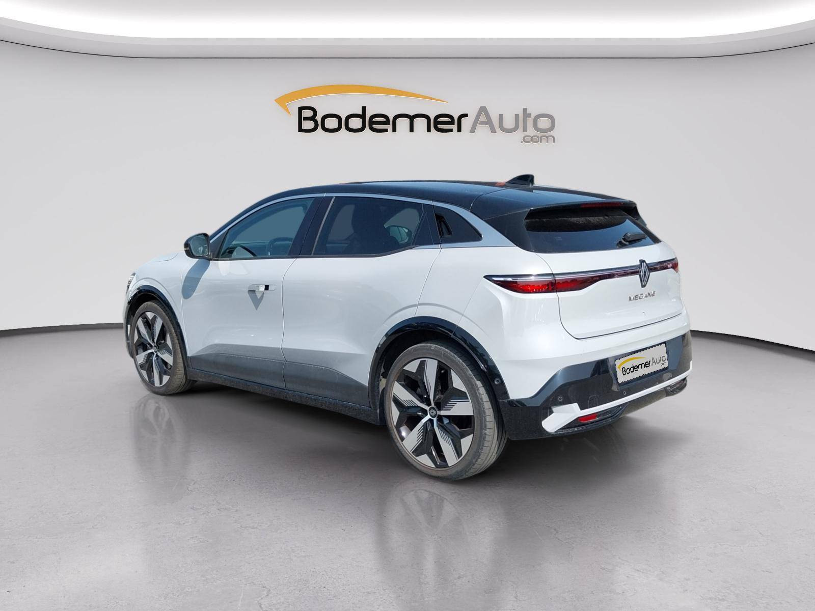 Vente en ligne Renault Megane E-Tech  EV60 220 ch super charge au prix de 28 900 €