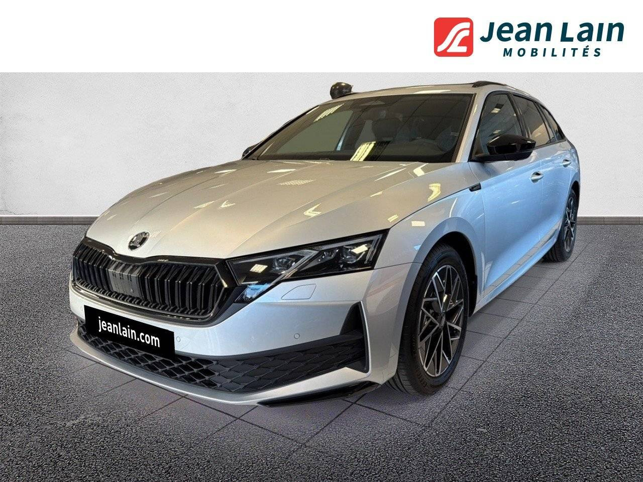 Vente en ligne SKODA OCTAVIA COMBI Octavia Combi 1.5 TSI Hybrid 150 ch ACT DSG7 Sportline de 2025 au prix de 40 900 €