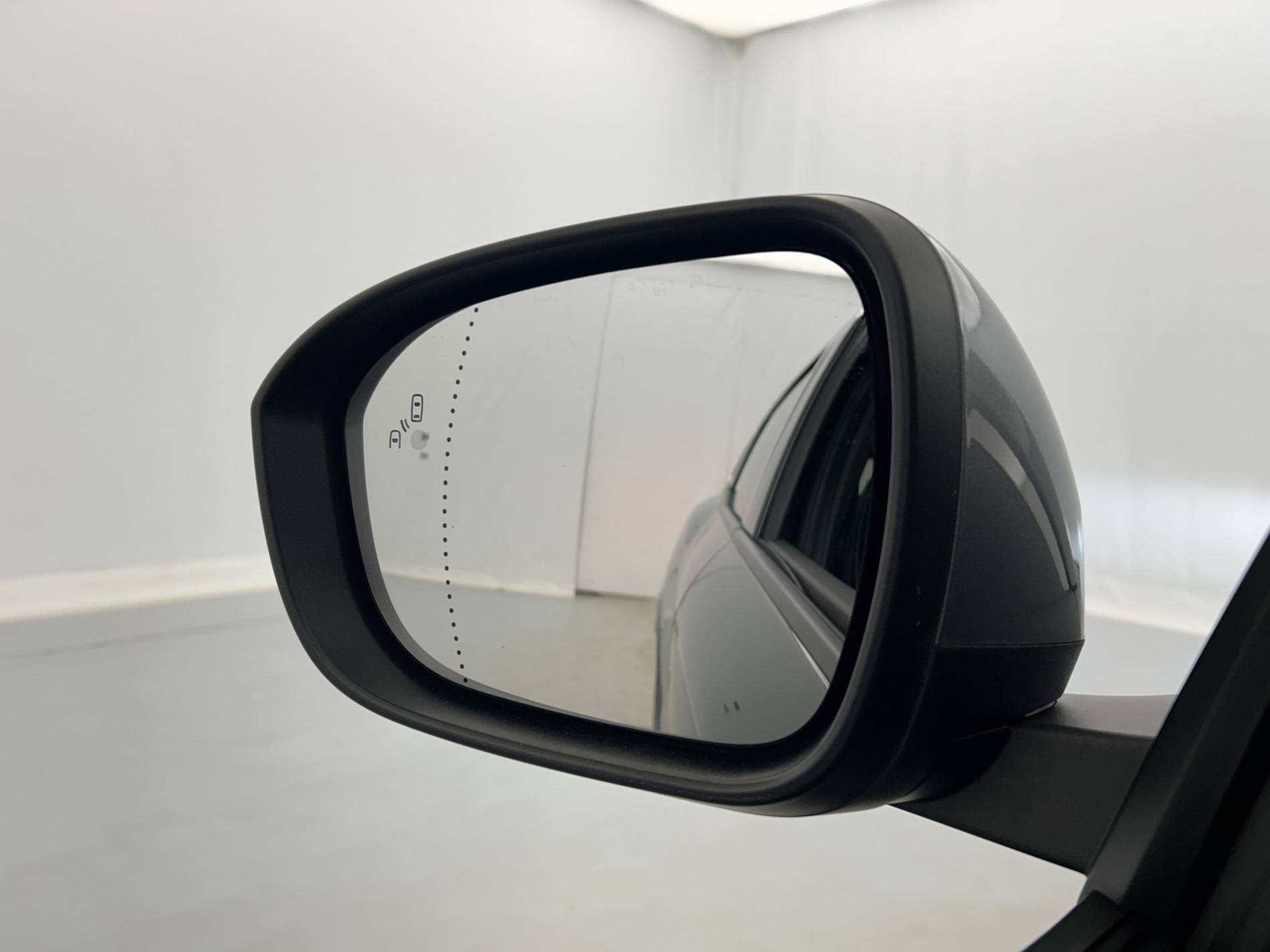 Vente en ligne Renault Megane E-Tech  EV60 220 ch super charge au prix de 23 990 €