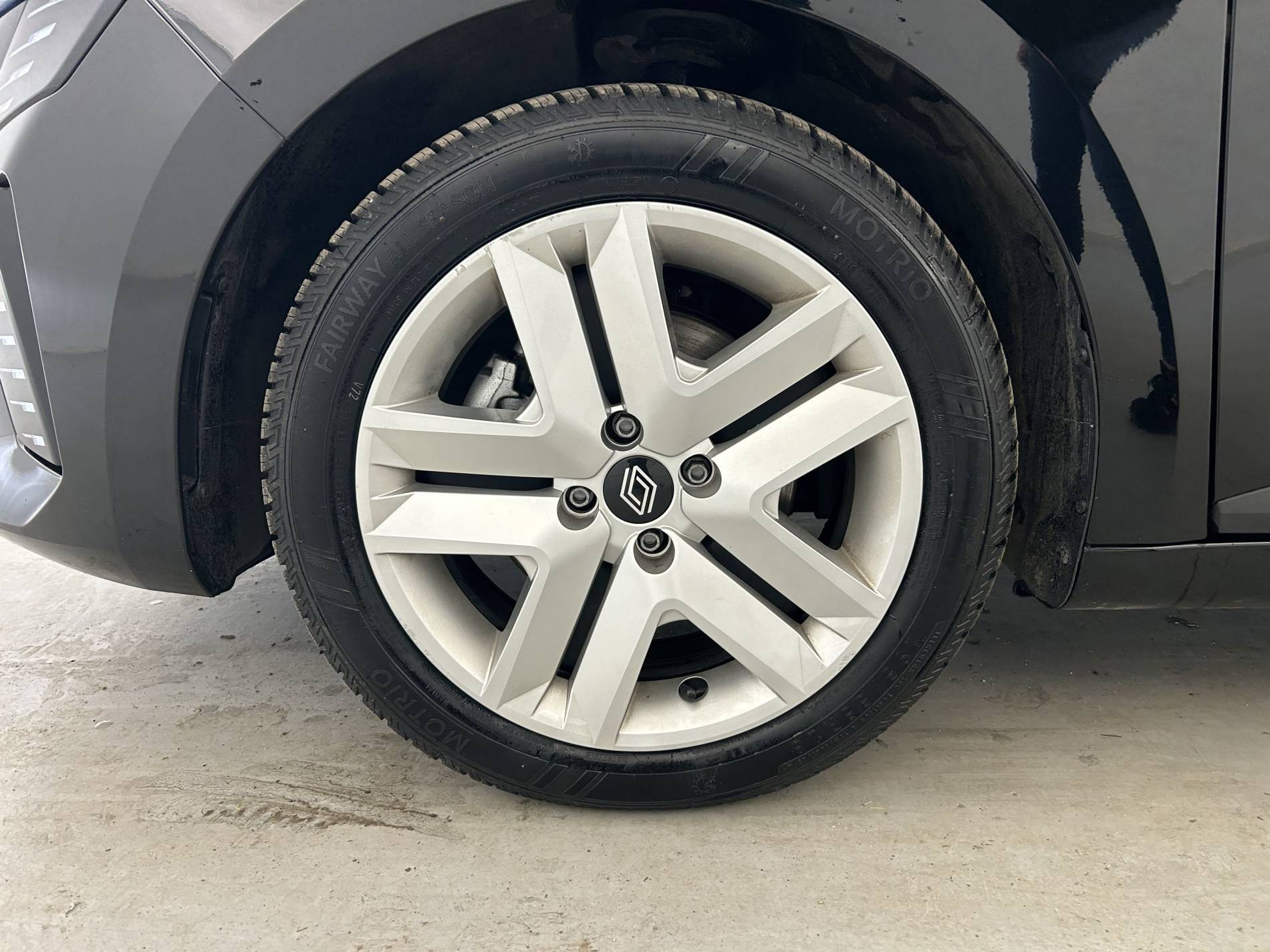 Vente en ligne Renault Clio 5 Clio E-Tech full hybrid 145 ch GSR2 au prix de 19 490 €