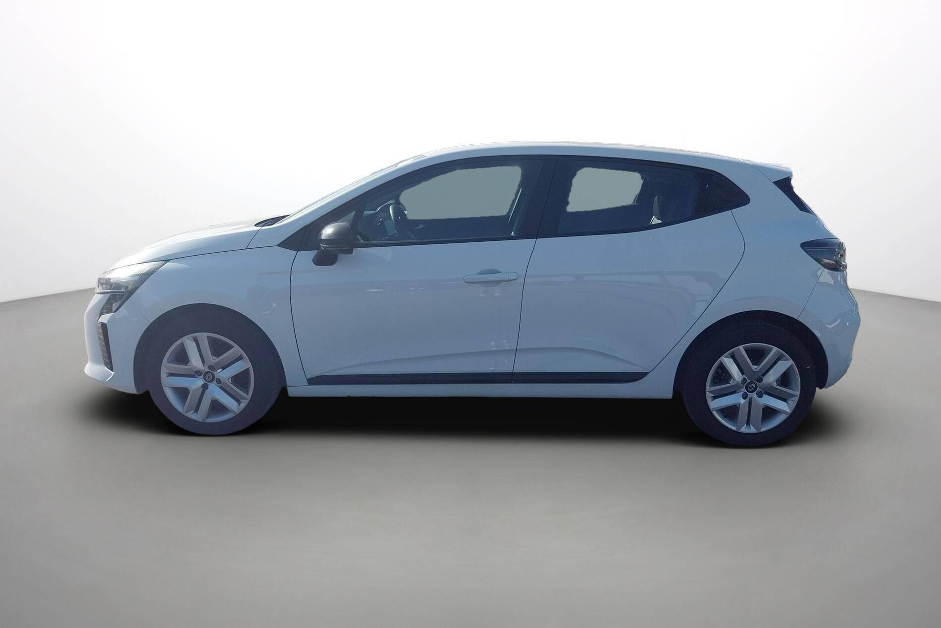 Vente en ligne Renault Clio 5 Clio TCe 90 au prix de 13 990 €