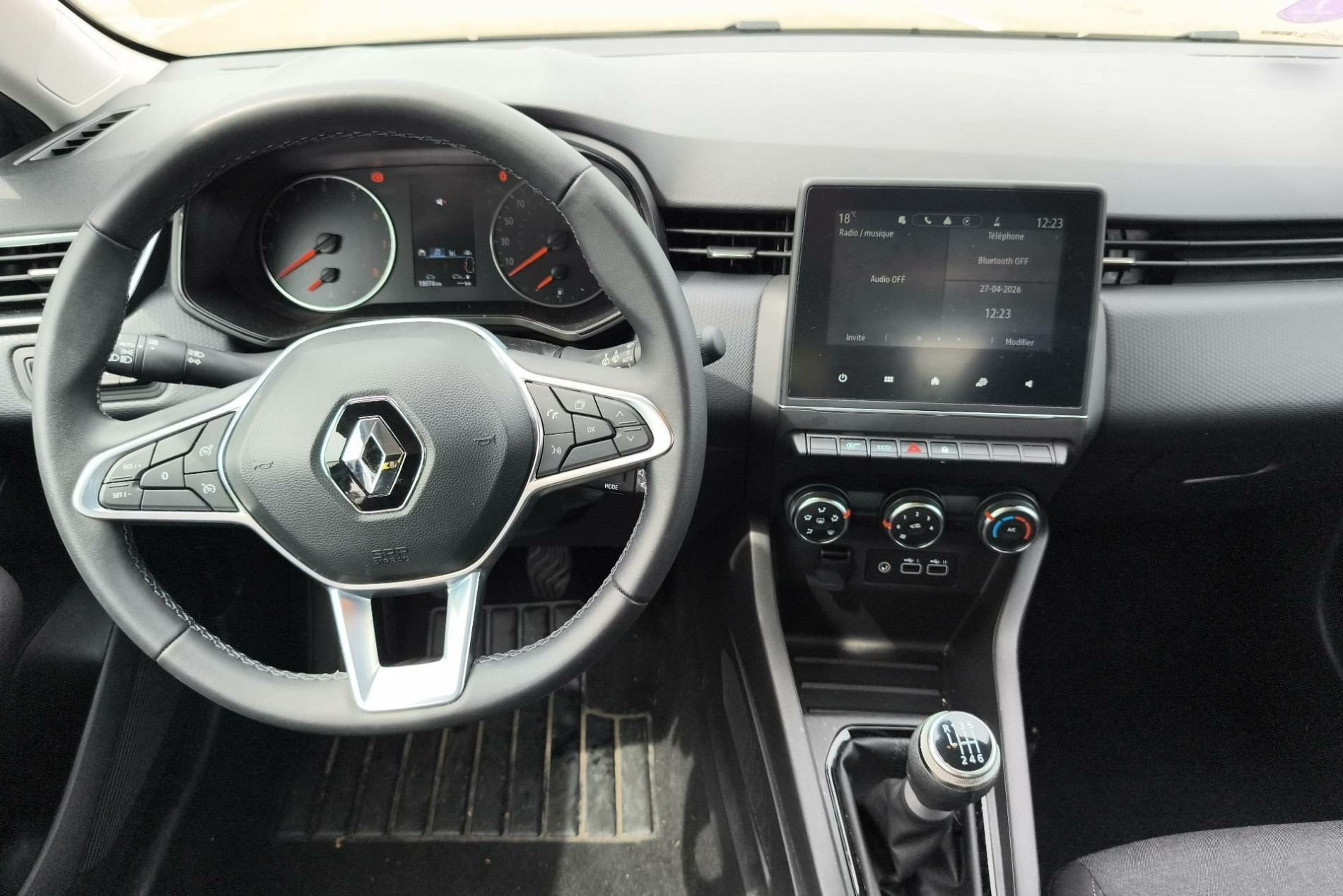 Vente en ligne Renault Clio 5 Clio TCe 90 au prix de 13 990 €