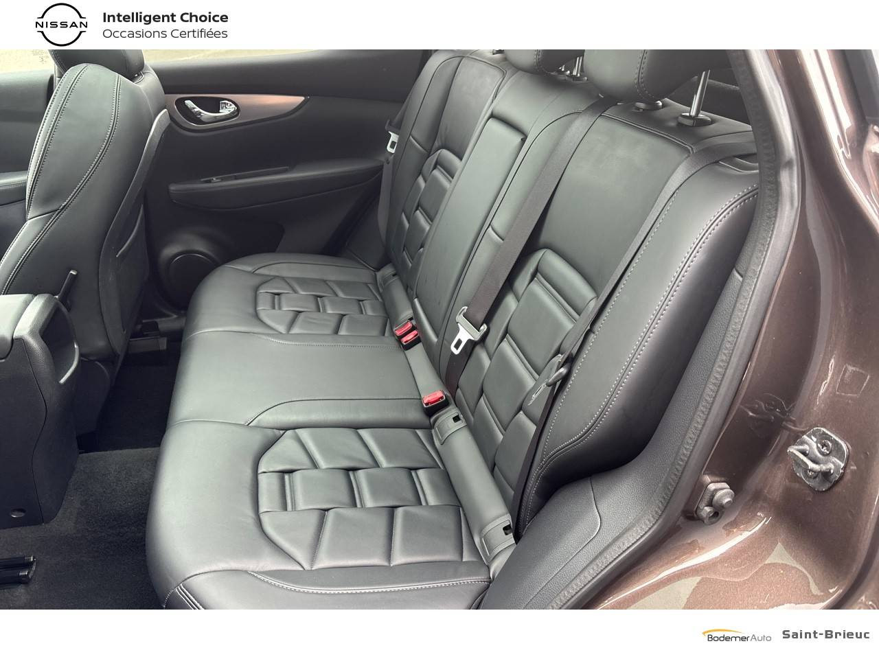 Vente en ligne Nissan Qashqai Qashqai 1.3 DIG-T 140 au prix de 16 990 €