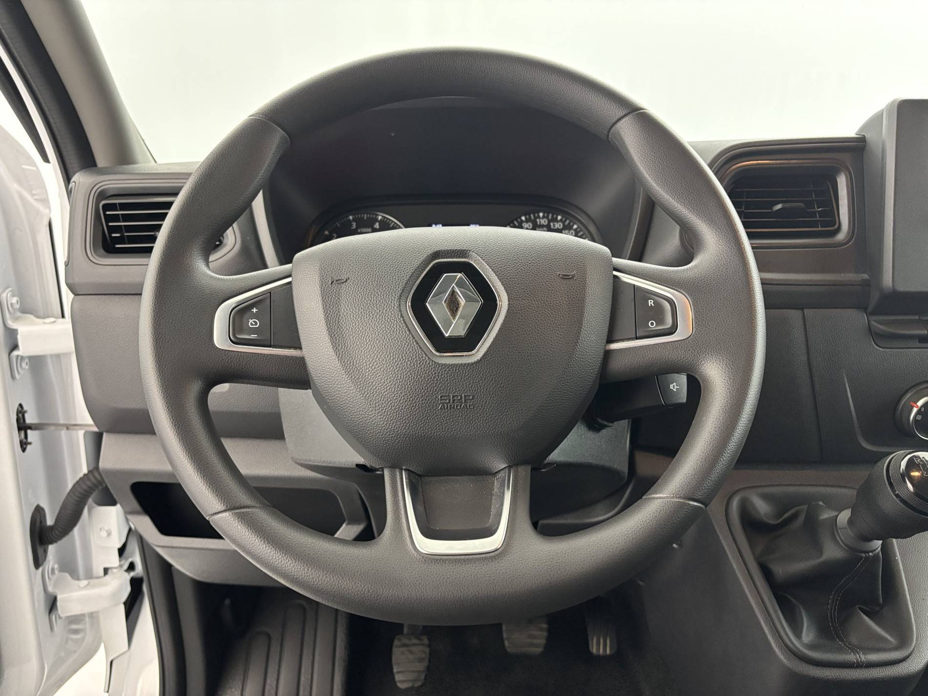Vente en ligne Renault Master Fourgon MASTER FGN TRAC F3500 L2H2 BLUE DCI 135 au prix de 24 000 €