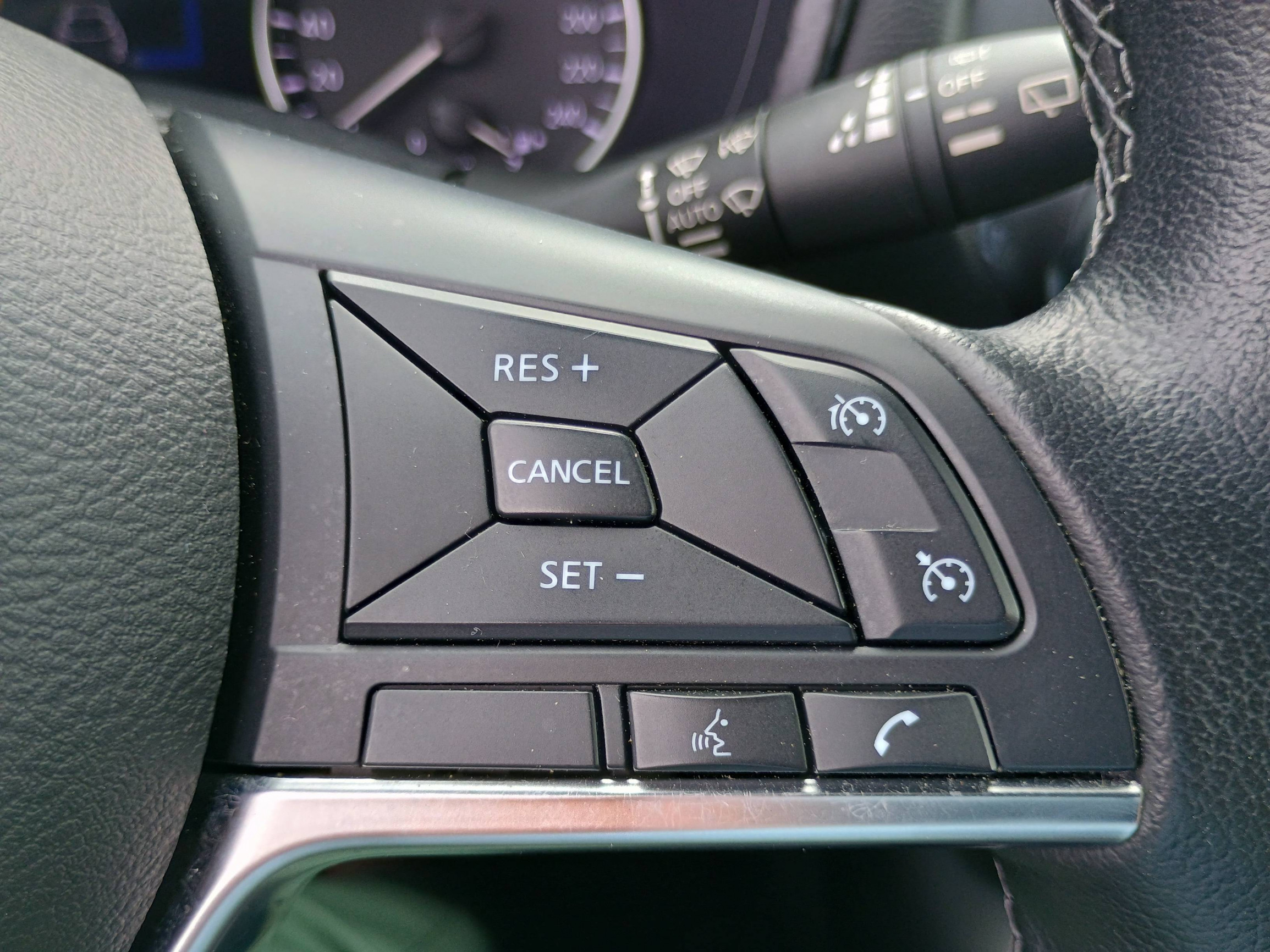 Vente en ligne Nissan Juke JUKE HYBRIDE 143 CH au prix de 19 990 €