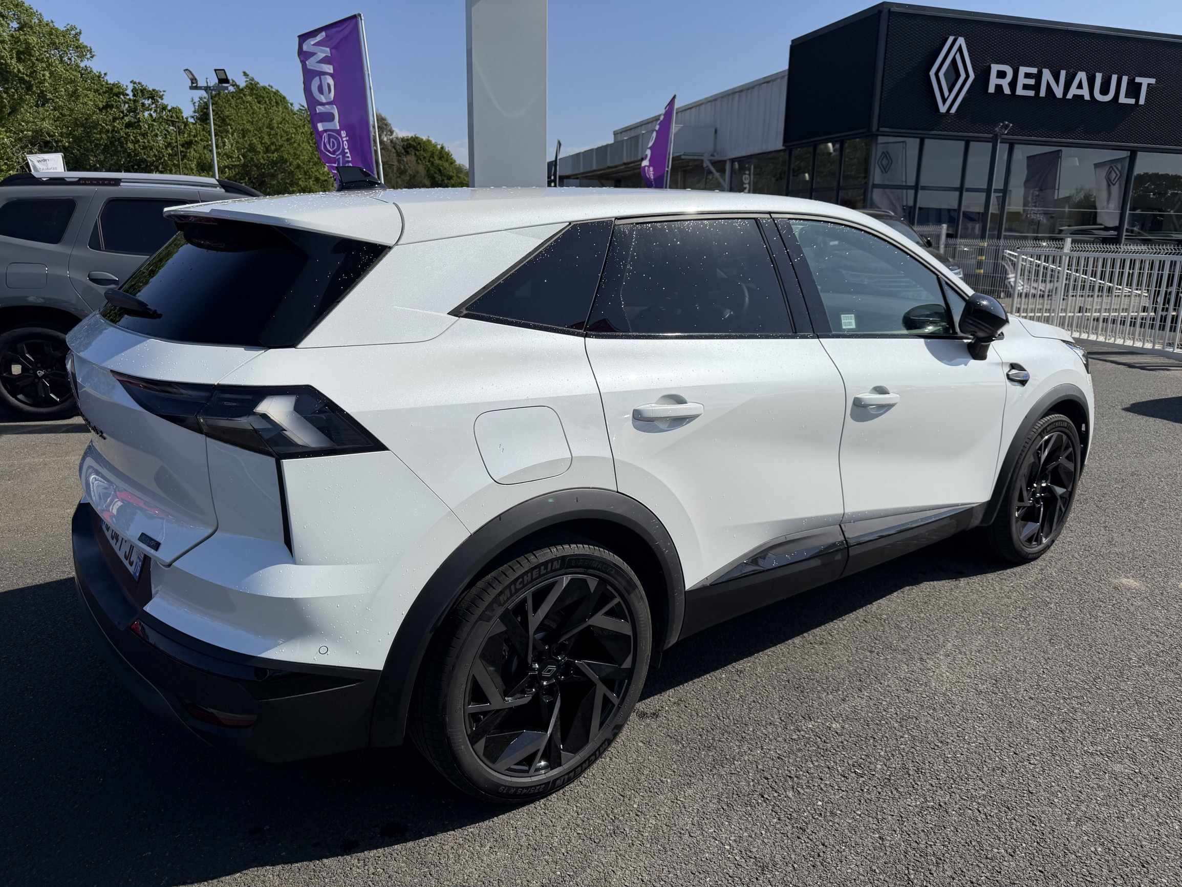 Vente en ligne Renault Symbioz  E-Tech full hybrid 145 au prix de 29 490 €