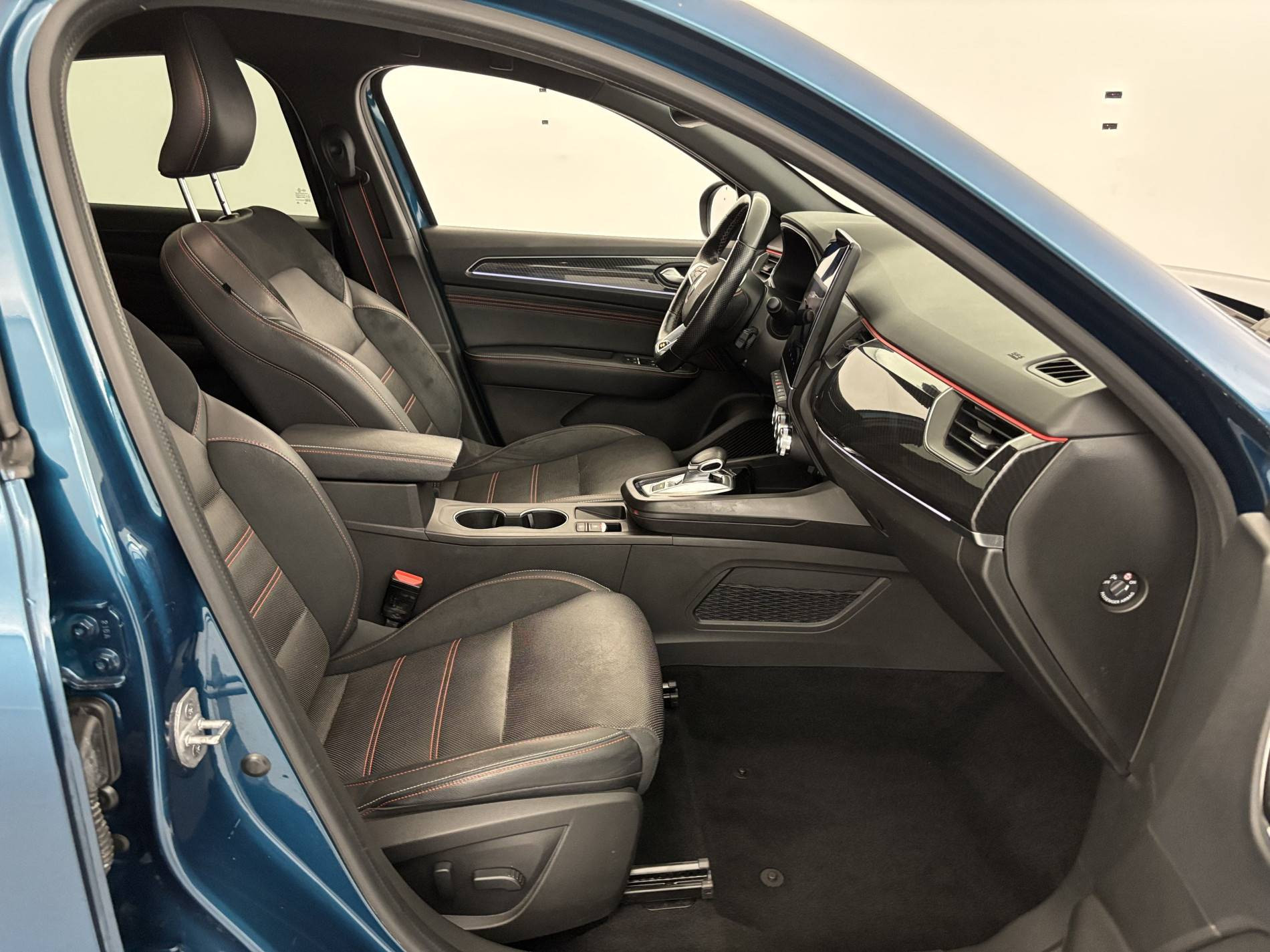 Vente en ligne Renault Arkana  E-Tech 145 - 21B au prix de 21 990 €