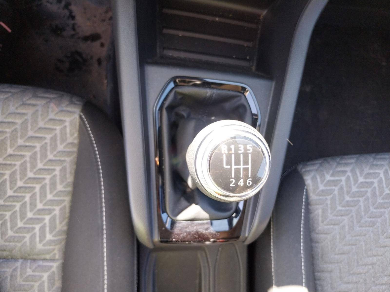 Vente en ligne Renault Clio 5 Clio TCe 100 GPL au prix de 14 370 €
