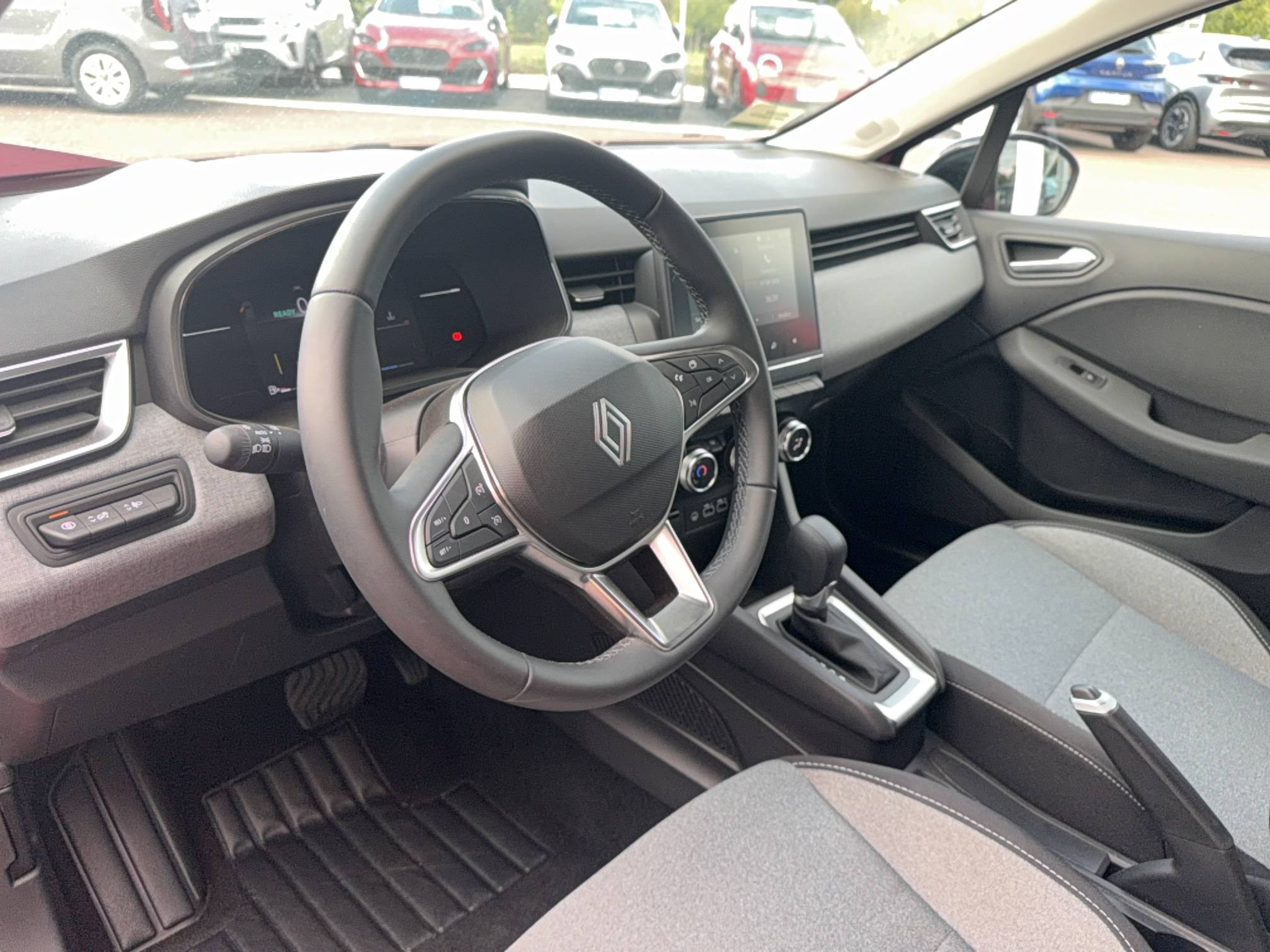 Vente en ligne Renault Clio 5 Clio E-Tech full hybrid 145 ch GSR2 au prix de 19 260 €