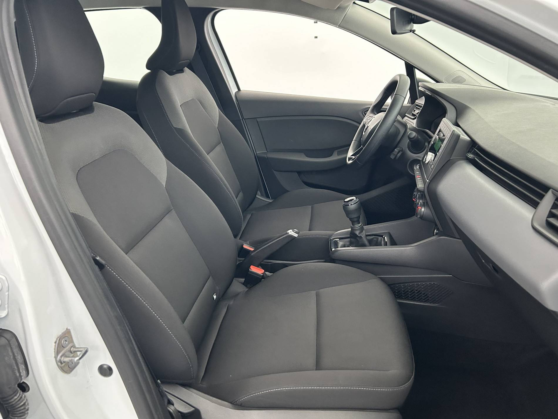 Vente en ligne Renault Clio 5 Clio SCe 65 au prix de 12 990 €