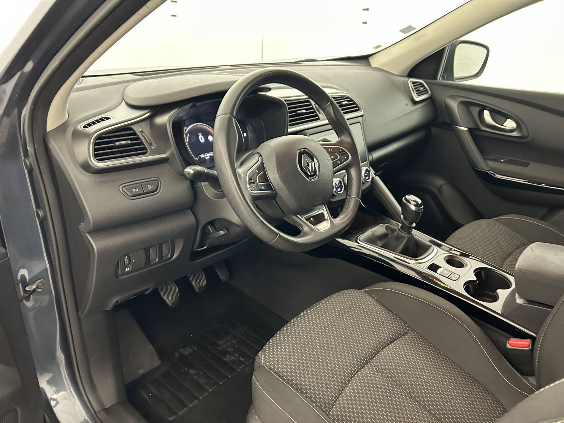Vente en ligne Renault Kadjar  Blue dCi 115 au prix de 15 990 €