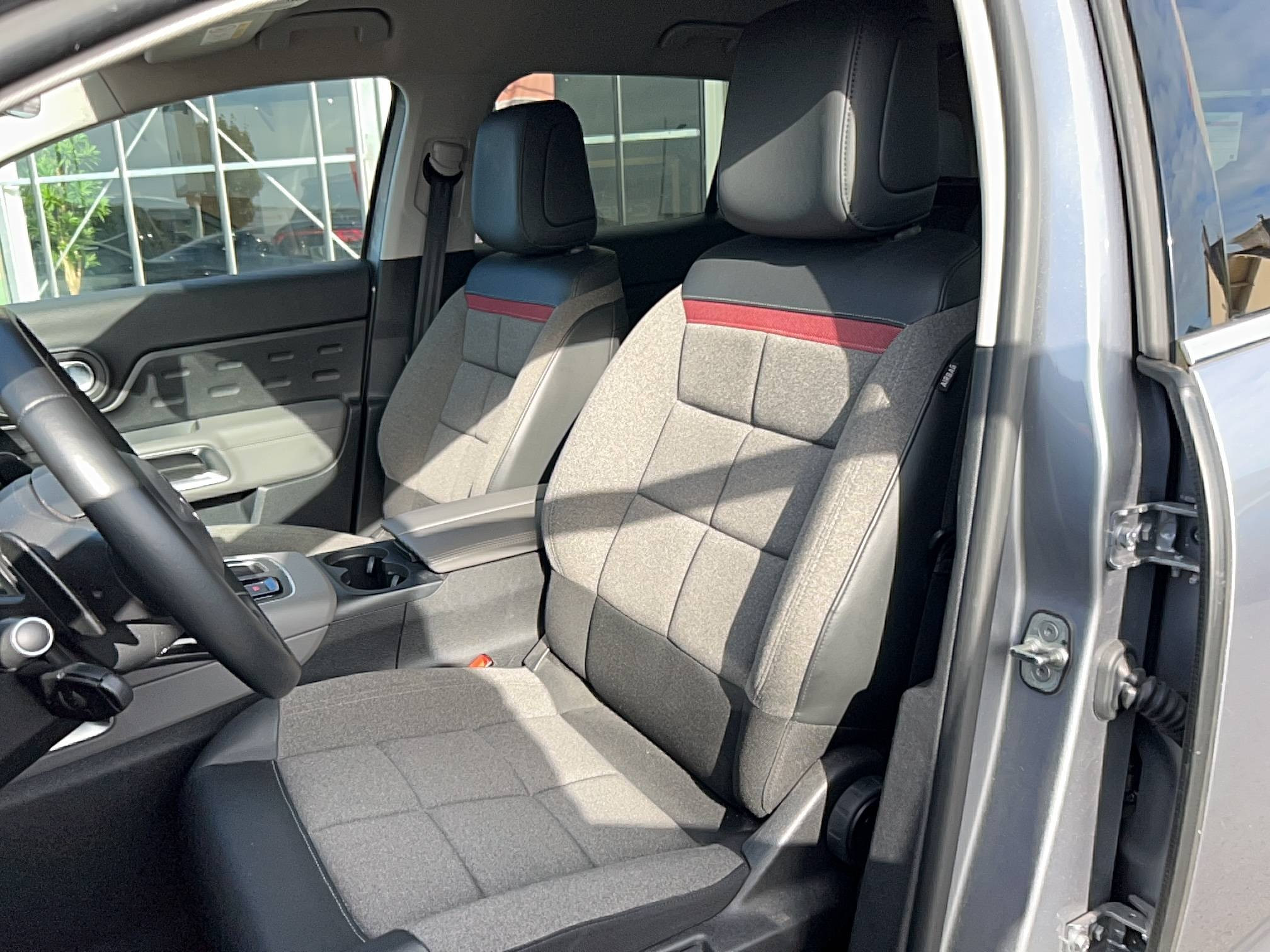 Vente en ligne Citroën C5 Aircross  Hybride Rechargeable 225 S&S e-EAT8 au prix de 17 990 €