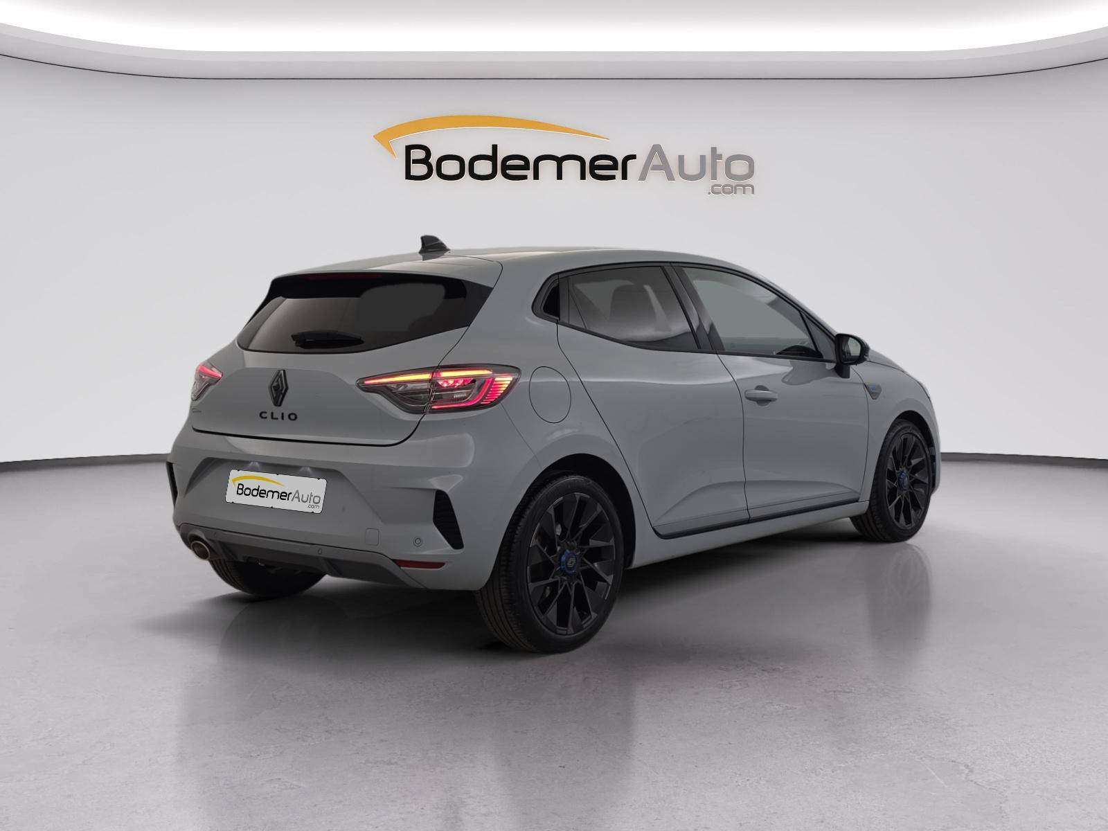 Vente en ligne Renault Clio 5 Clio TCe 90 au prix de 17 990 €