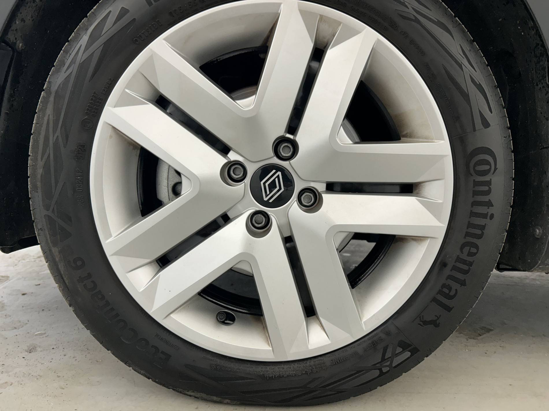 Vente en ligne Renault Clio 5 Clio Blue dCi 100 ch GSR2 au prix de 18 090 €