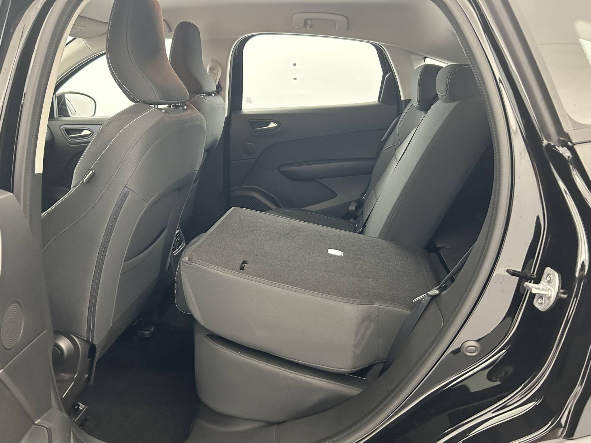 Vente en ligne Renault Arkana  E-Tech 145 au prix de 18 290 €