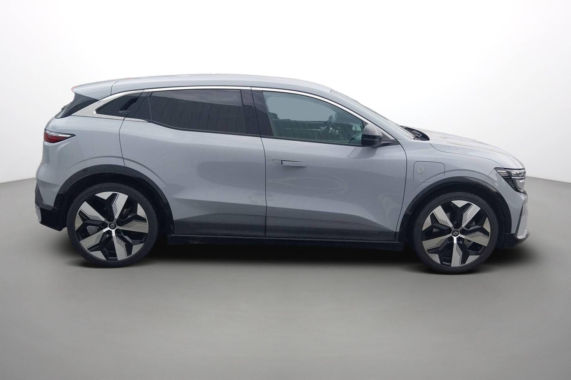 Vente en ligne Renault Megane E-Tech  EV60 220 ch super charge au prix de 24 990 €