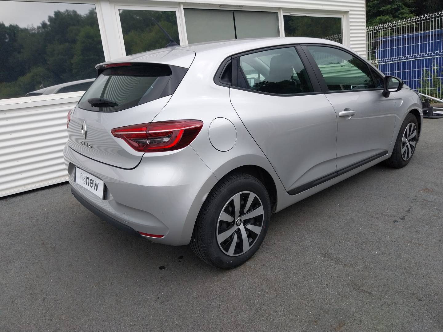 Vente en ligne Renault Clio 5 Clio TCe 90 au prix de 13 990 €