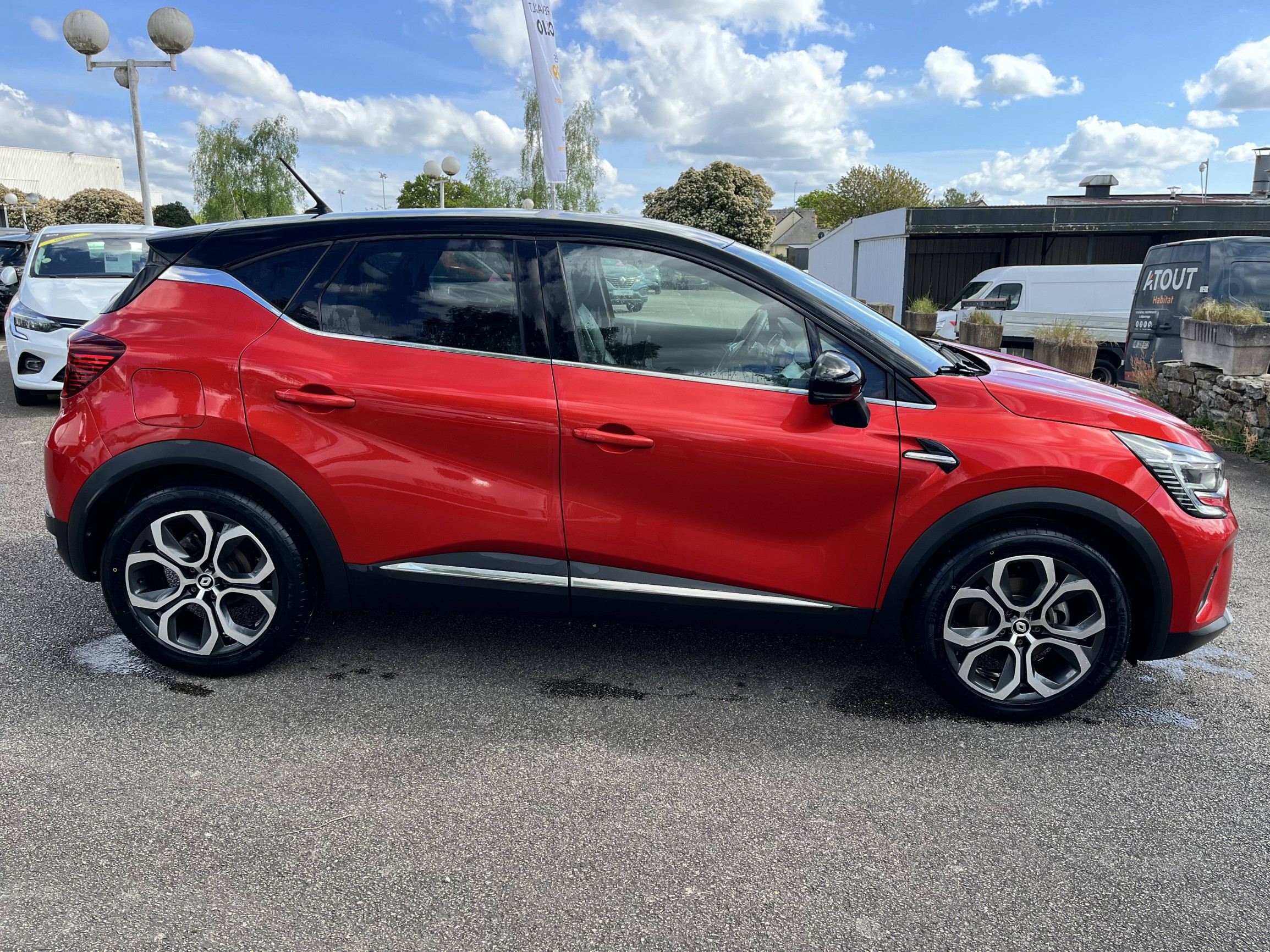 Vente en ligne Renault Captur  E-Tech 145 - 21 au prix de 17 290 €