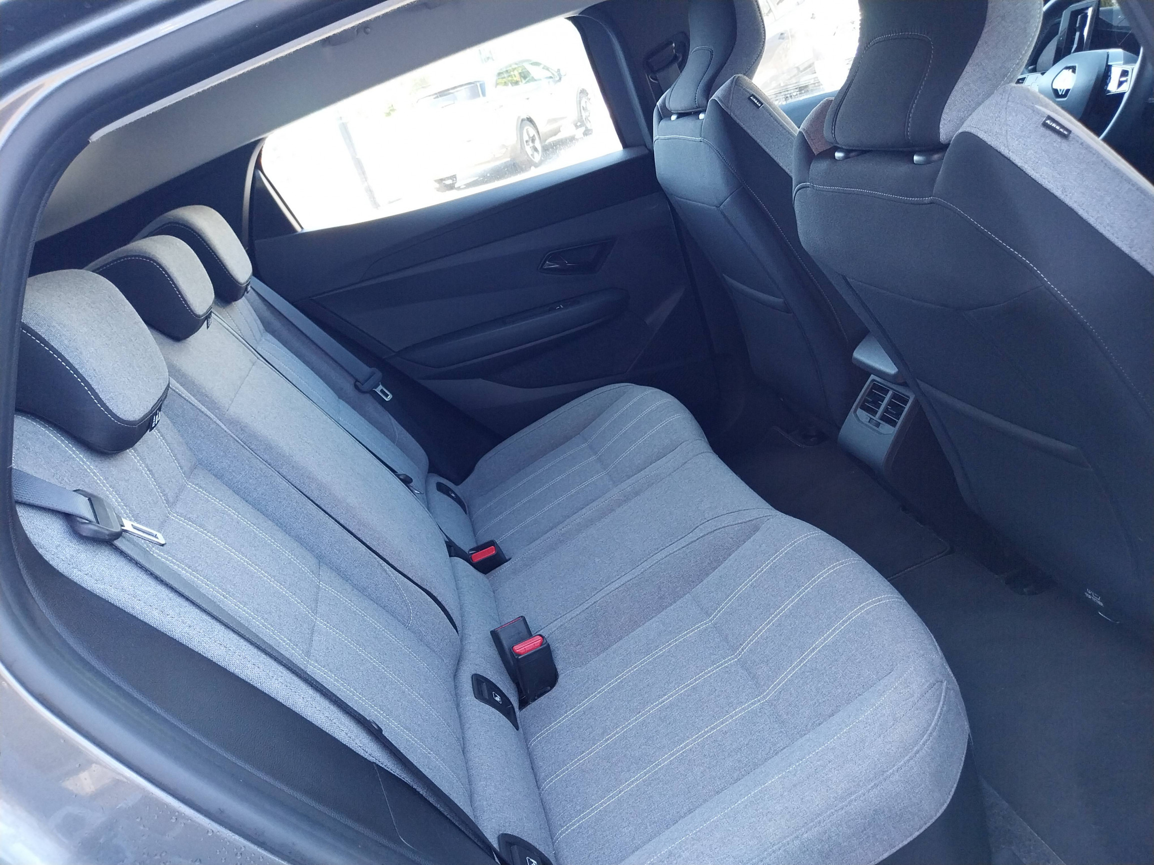 Vente en ligne Renault Megane E-Tech  EV40 130ch standard charge au prix de 19 990 €