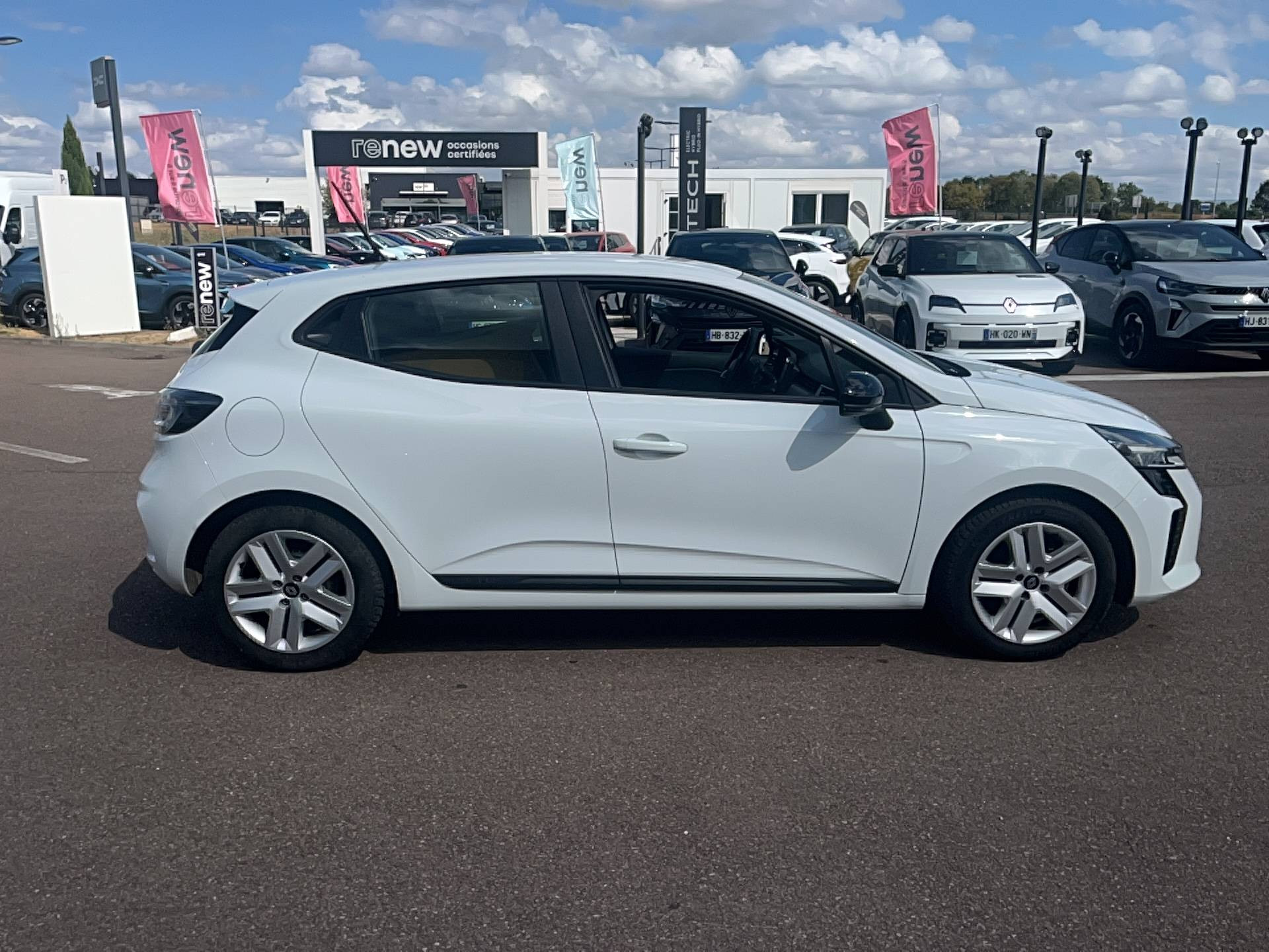 Vente en ligne Renault Clio 5 CLIO SOCIETE BLUE DCI 100 hc GSR2 au prix de 1 €