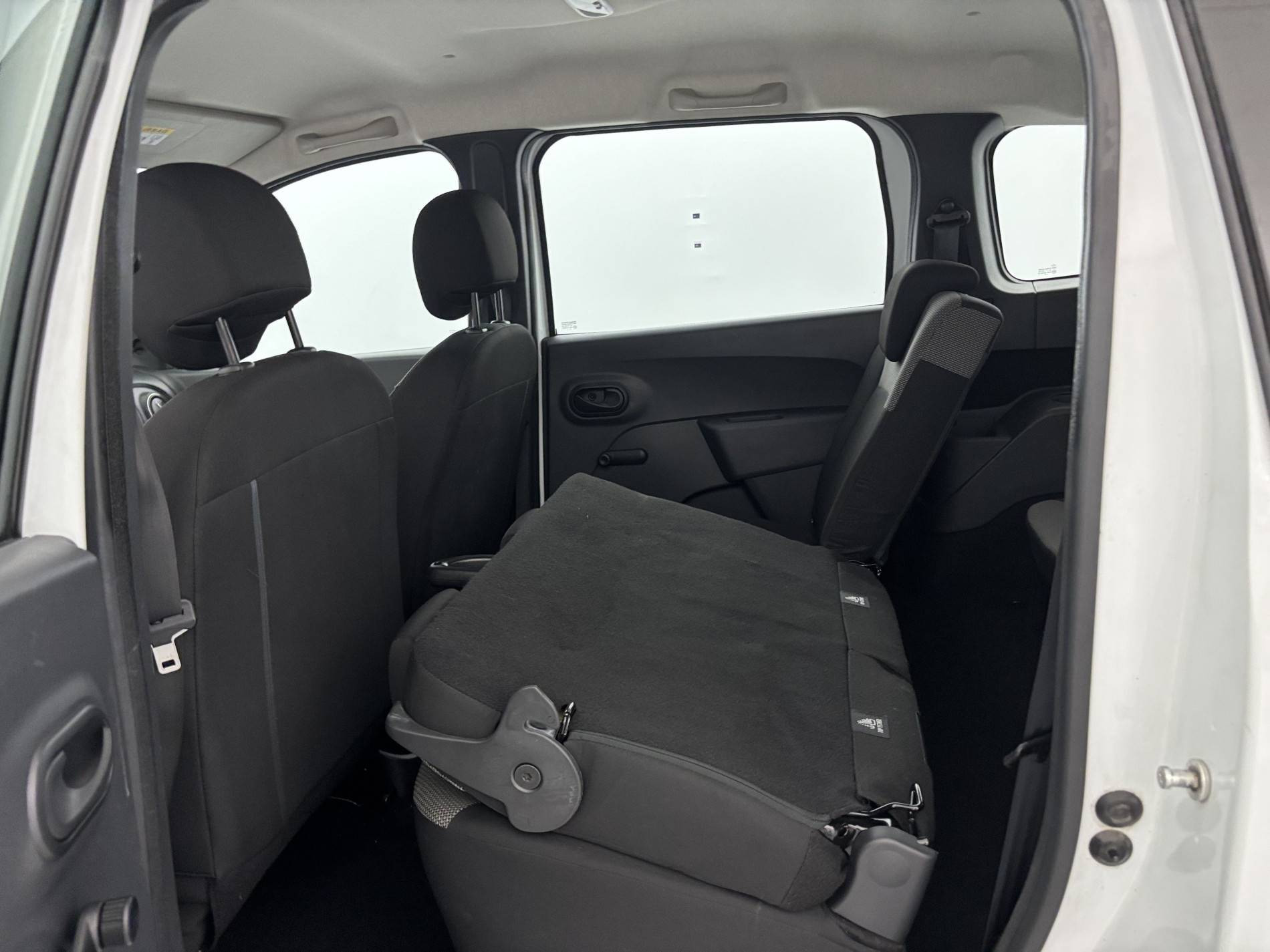 Vente en ligne Dacia Lodgy  Blue dCi 95 7 places au prix de 12 990 €