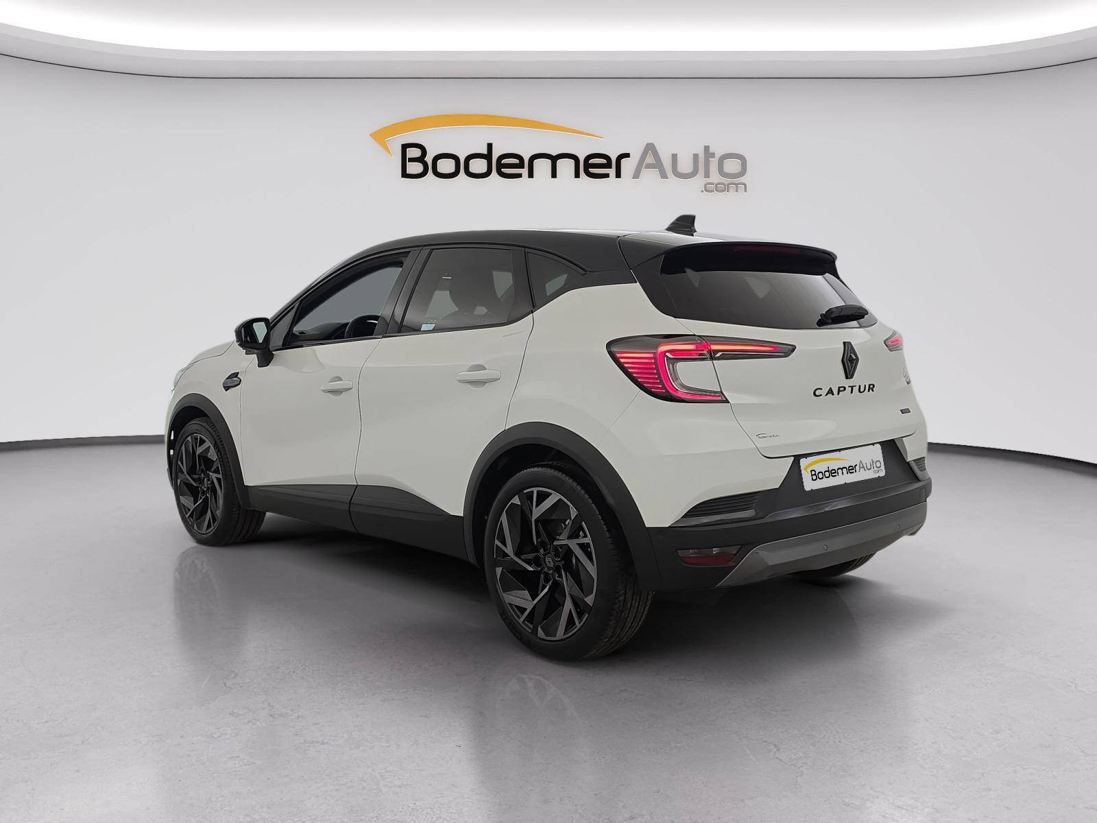 Vente en ligne Renault Captur  E-Tech full hybrid 145 ch au prix de 25 990 €