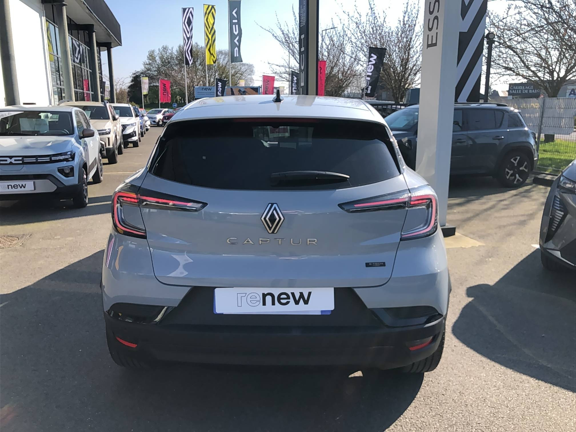 Vente en ligne Renault Captur  E-Tech full hybrid 145 ch au prix de 25 990 €