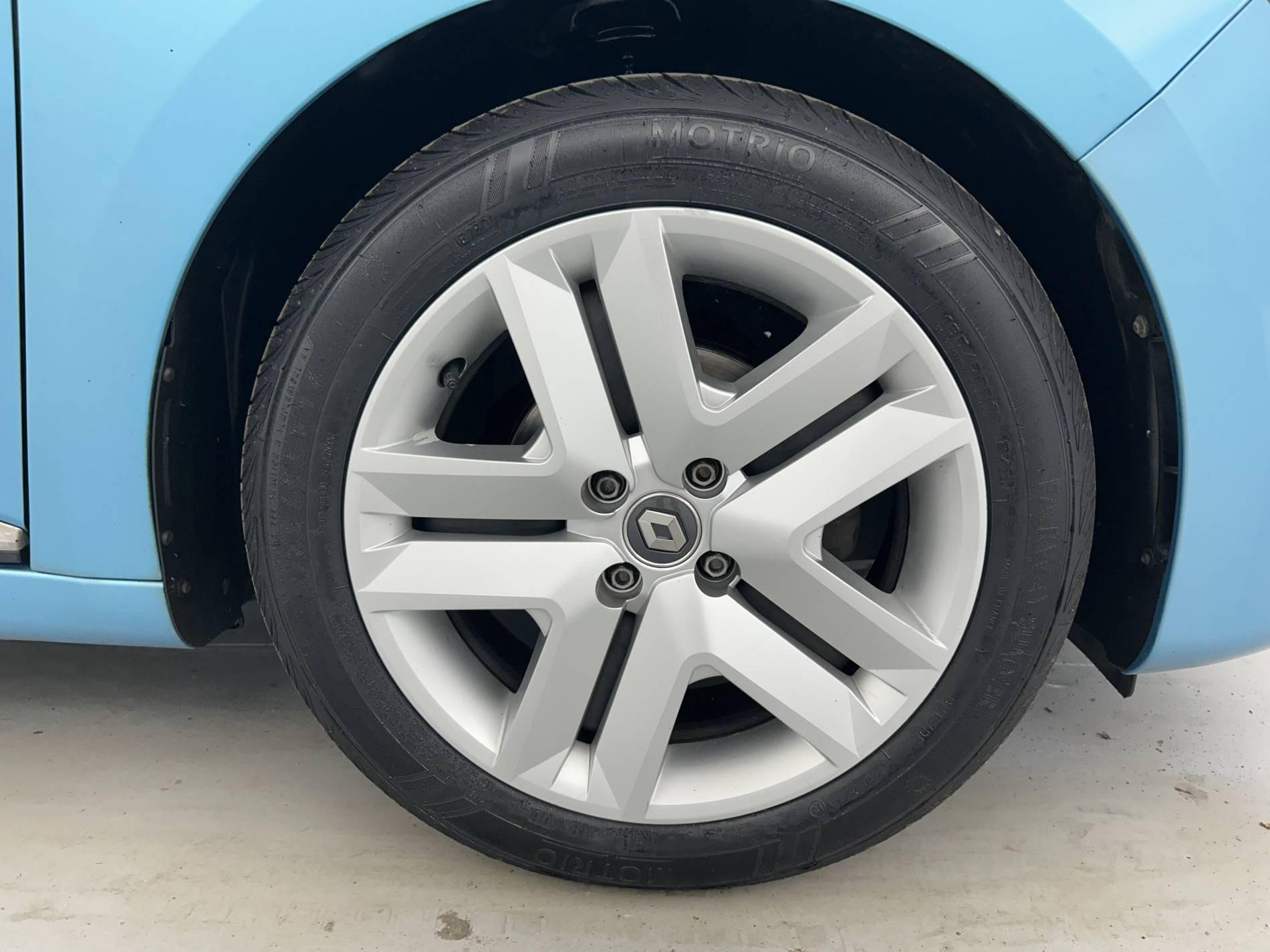 Vente en ligne Renault Clio 5 Clio TCe 100 au prix de 11 490 €