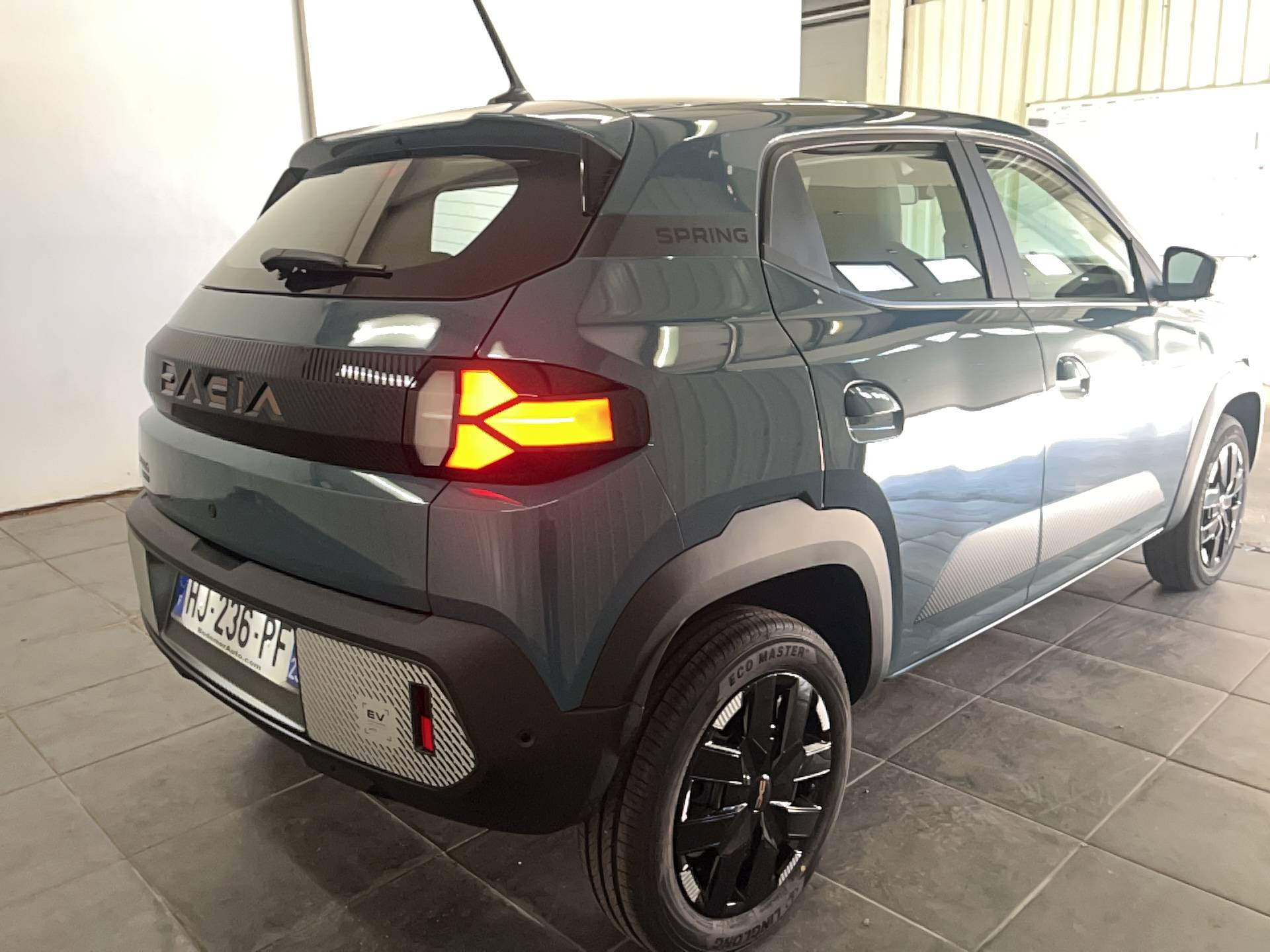 Vente en ligne Dacia Spring  electric 100 au prix de 19 990 €