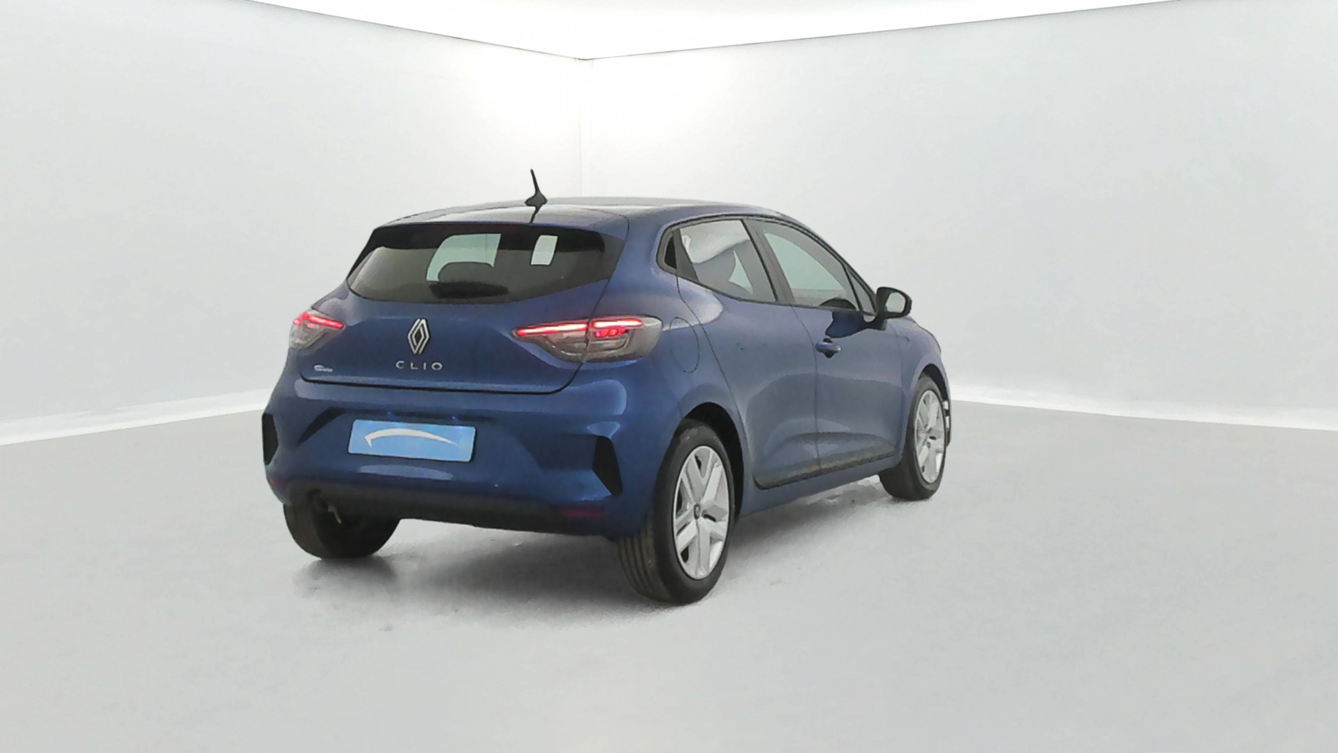 Vente en ligne Renault Clio 5 Clio TCe 90 au prix de 15 990 €