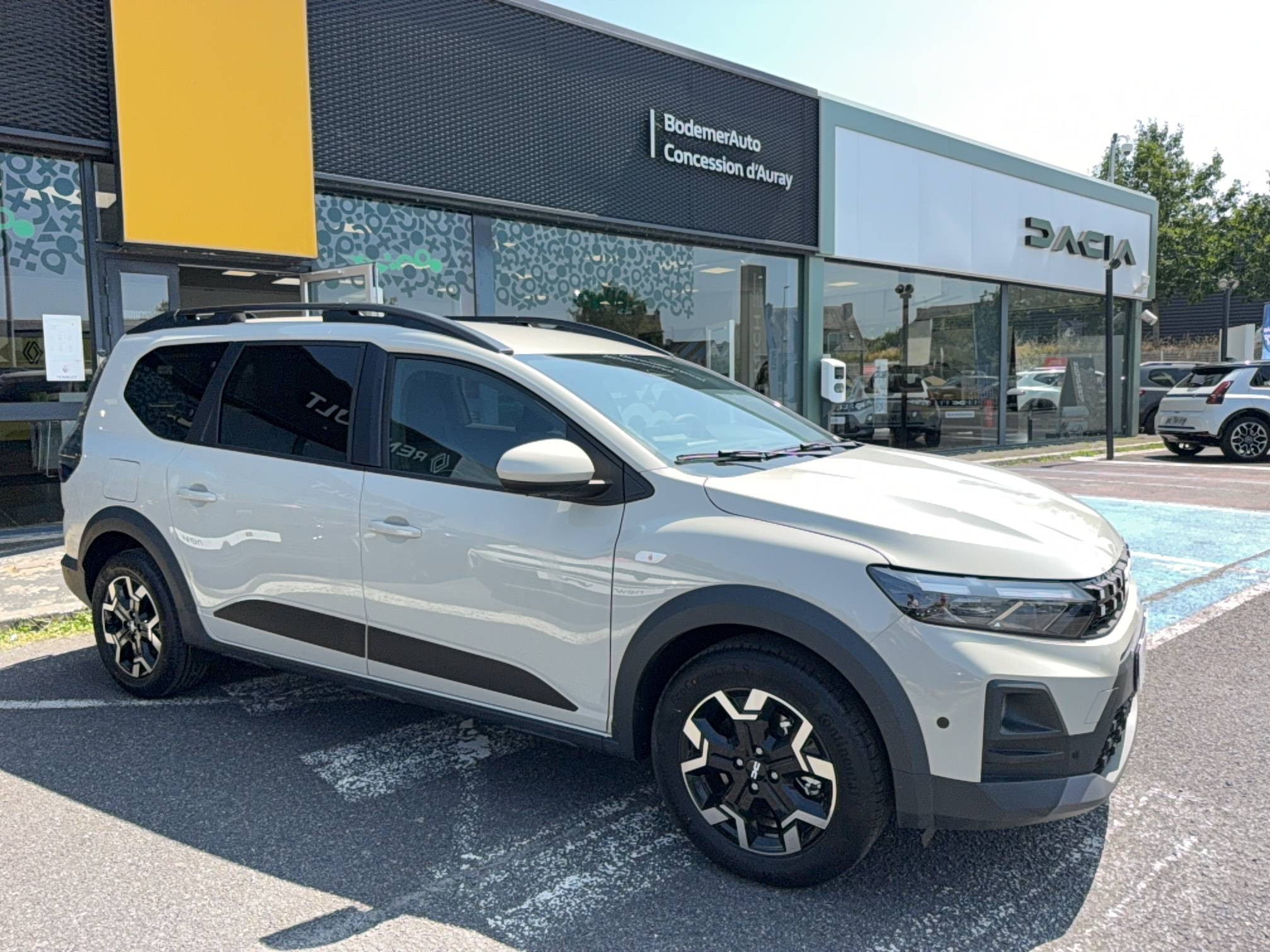 Vente en ligne Dacia Jogger Jogger ECO-G 120 auto 7 pl au prix de 26 000 €