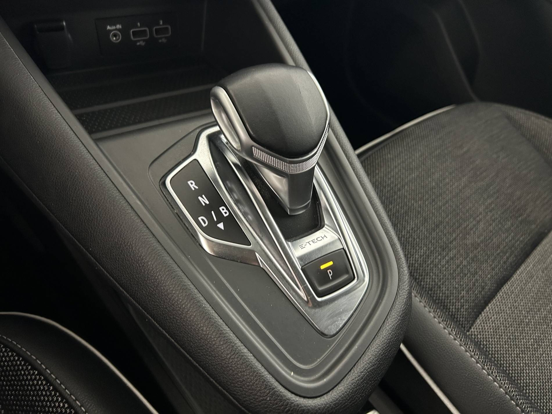 Vente en ligne Renault Captur  E-Tech Plug-in 160 au prix de 15 990 €