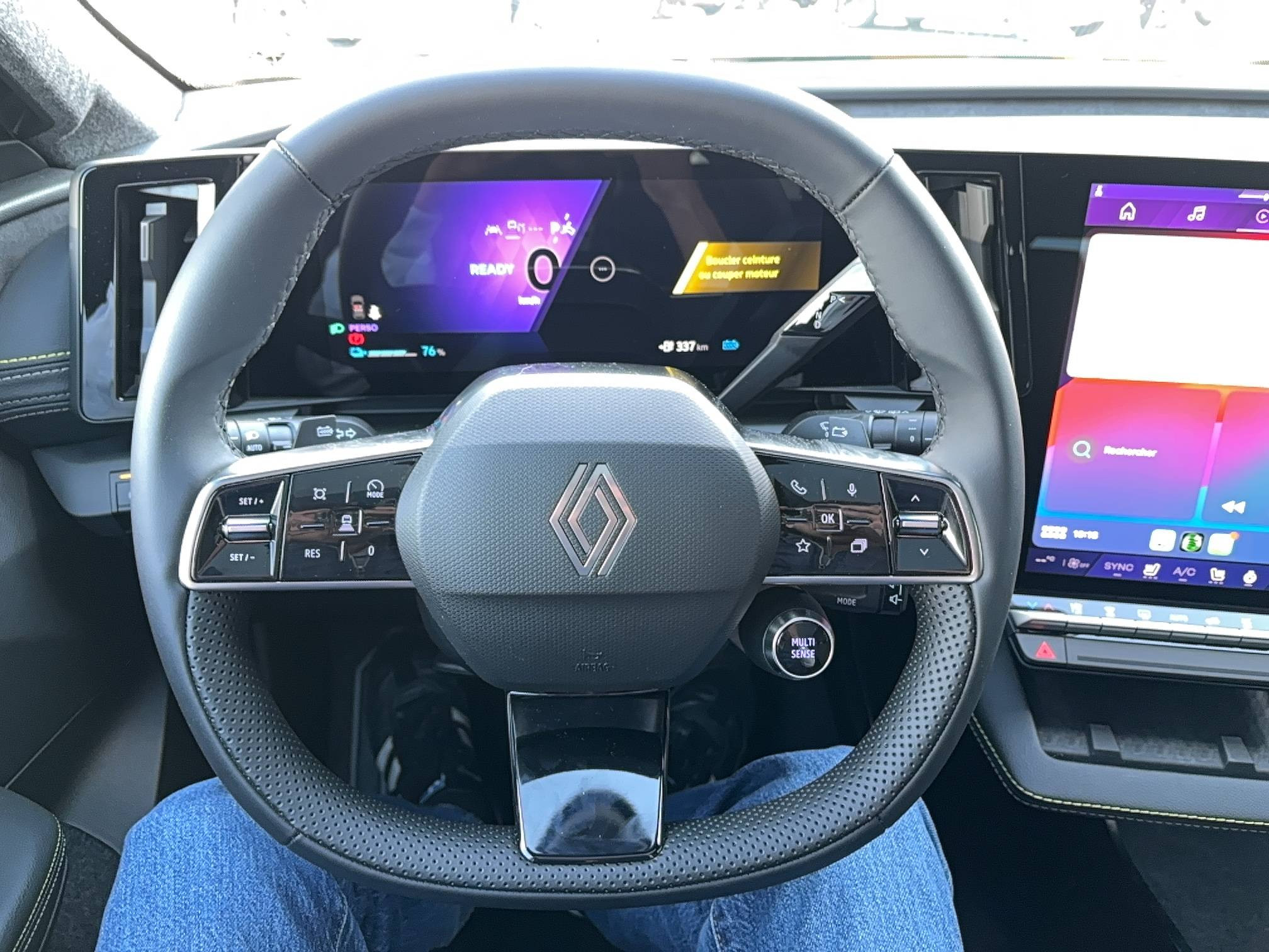 Vente en ligne Renault Scenic E-Tech Scenic E-Tech électrique 220 ch grande autonomie au prix de 47 900 €