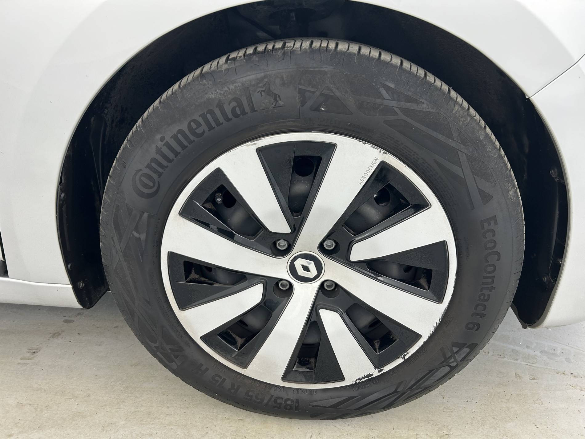 Vente en ligne Renault Clio 5 Clio TCe 90 au prix de 14 990 €