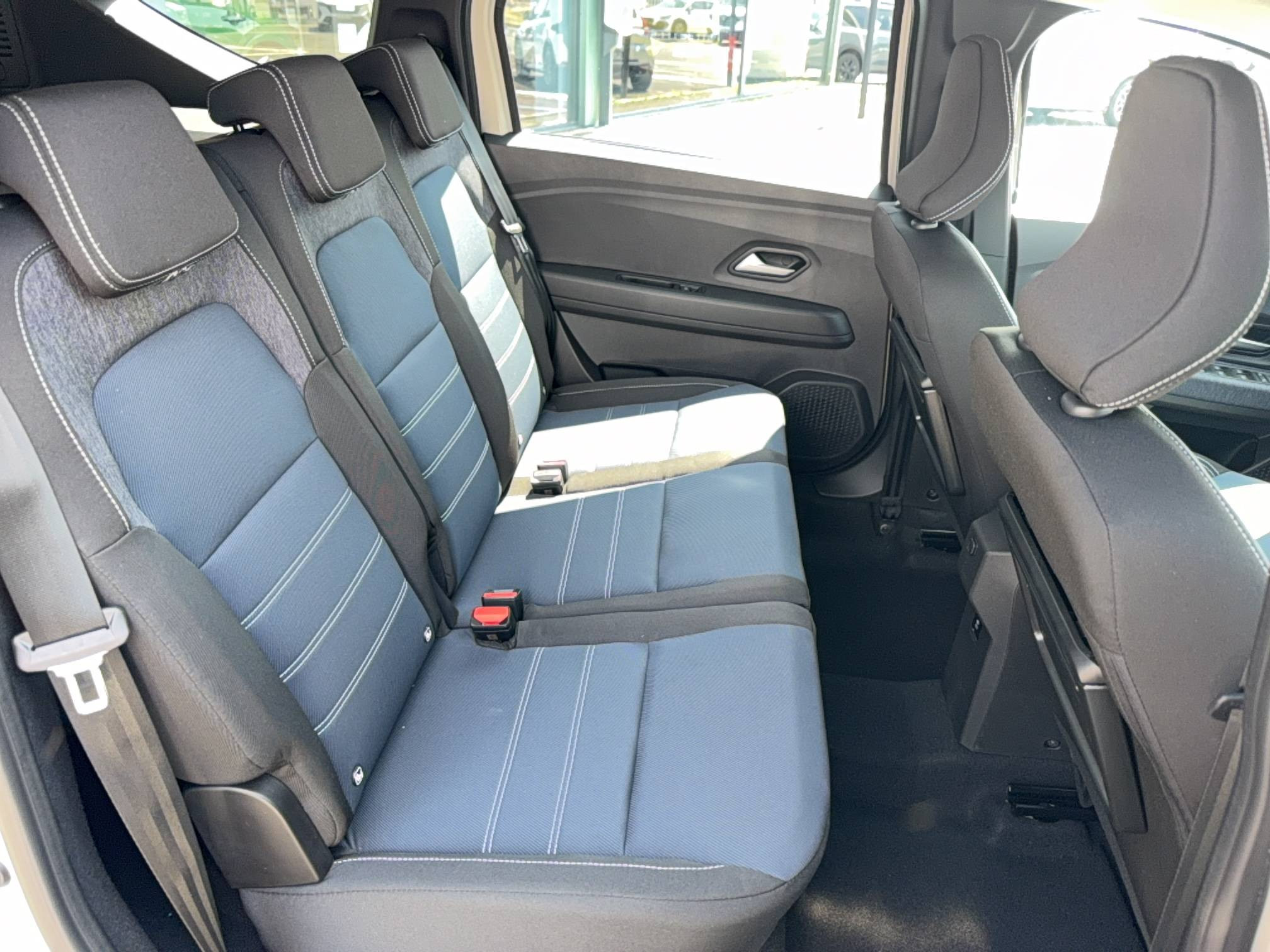 Vente en ligne Dacia Jogger Jogger ECO-G 120 auto 7 pl au prix de 26 000 €